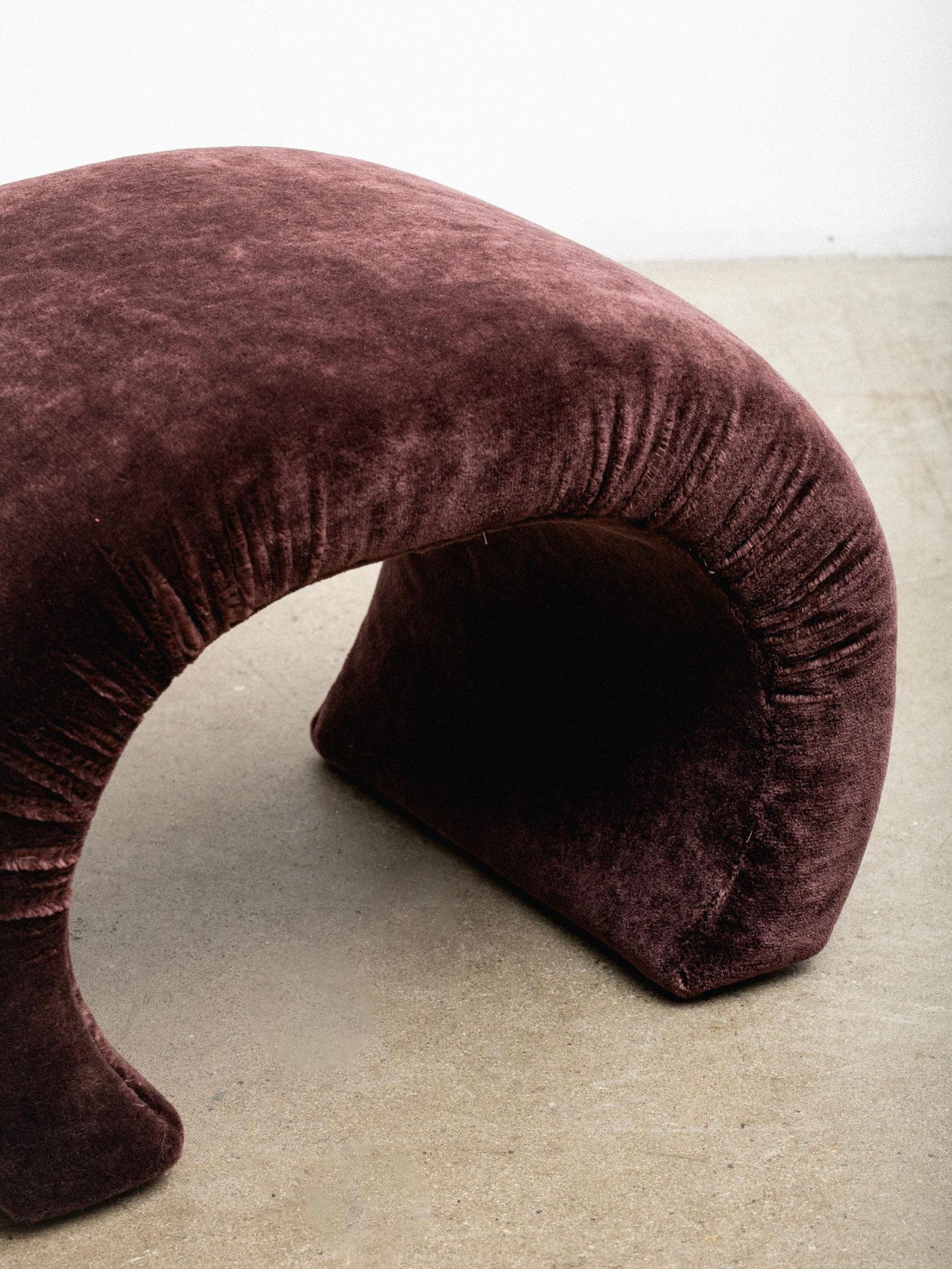 1980s Waterfall Bench in Mohair For Sale 1