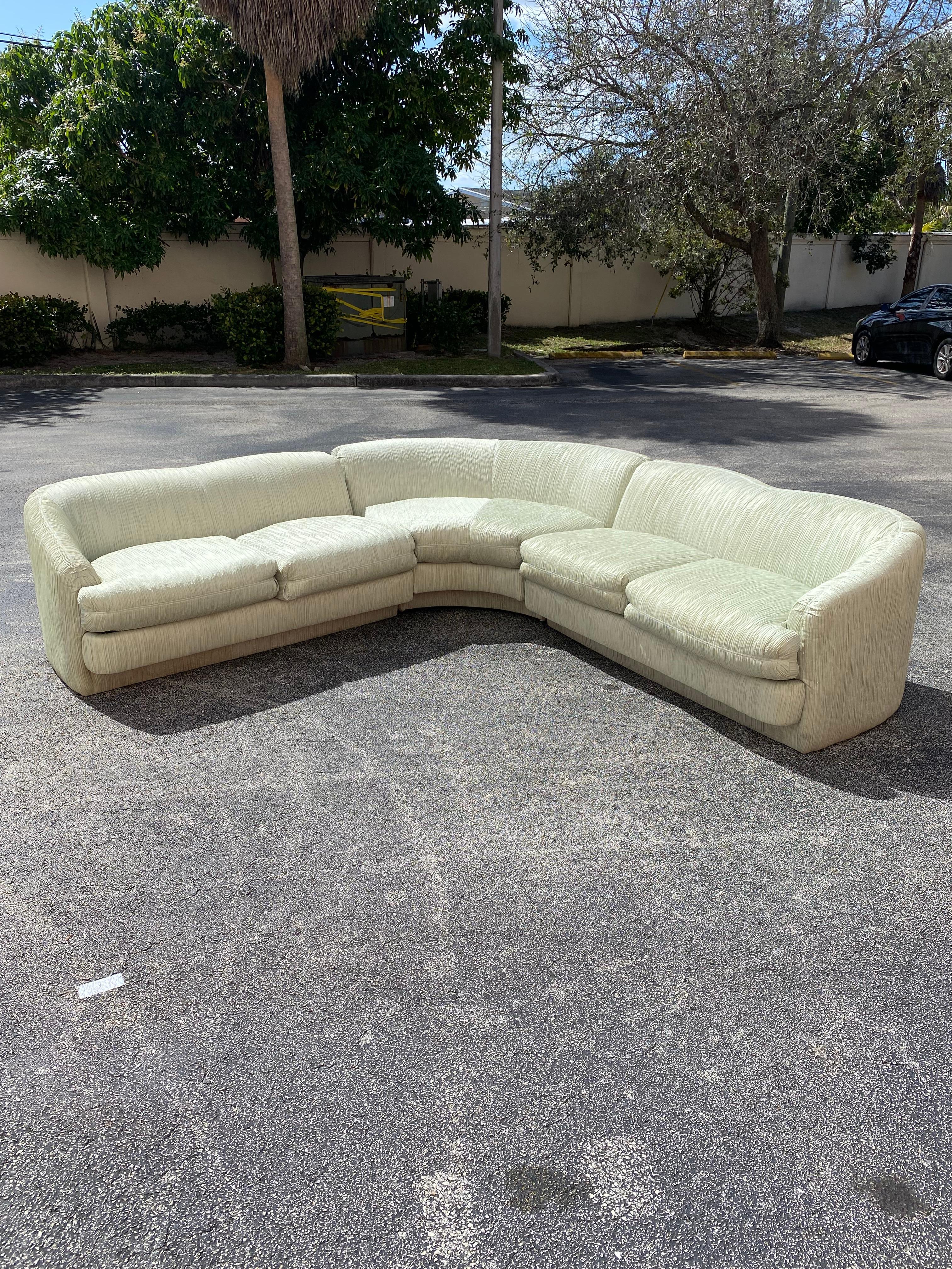1980s Weiman Curved Sculptural Pleated Mint Green Sectional In Good Condition For Sale In Fort Lauderdale, FL