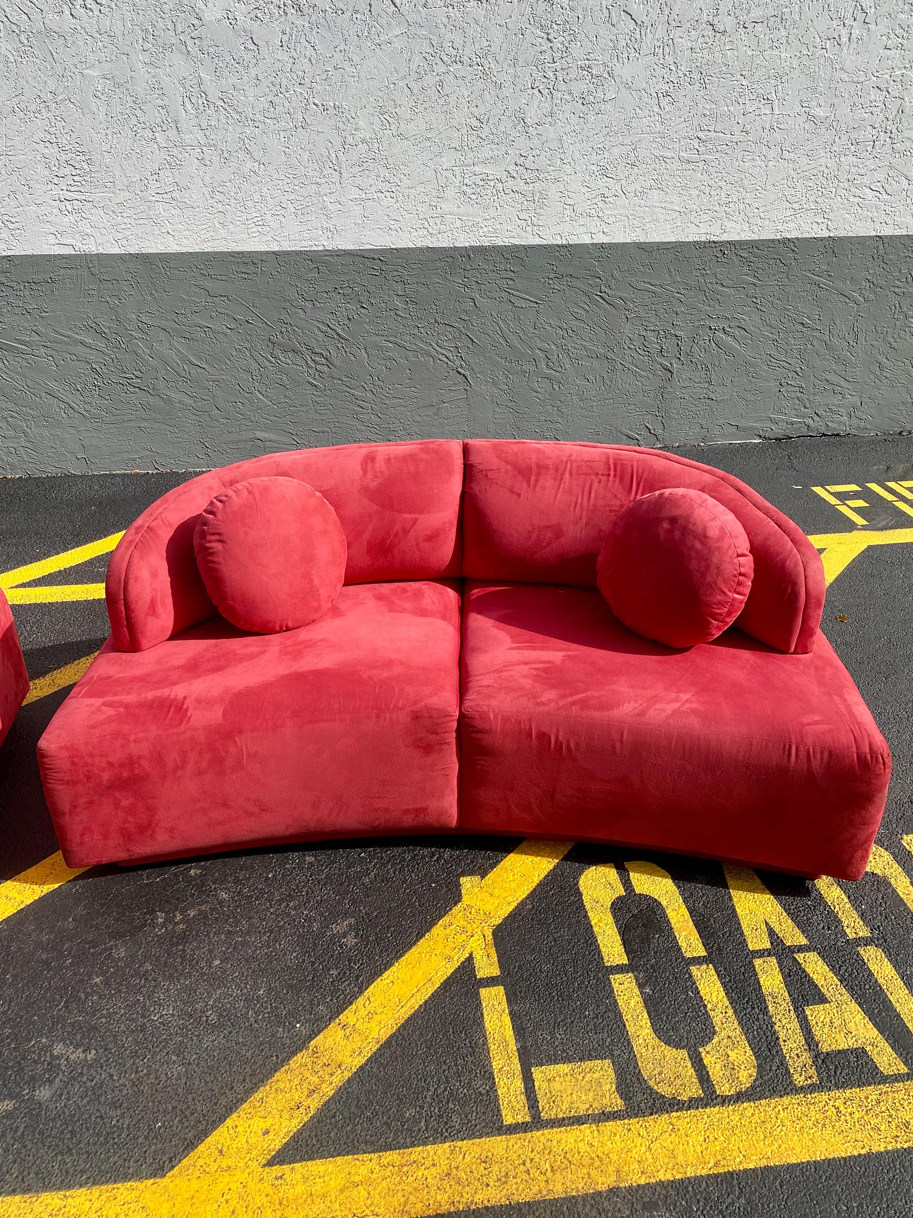 Late 20th Century 1980s Sculptural Weiman Red Cloud Sofa Loveseat, Set of 2 For Sale