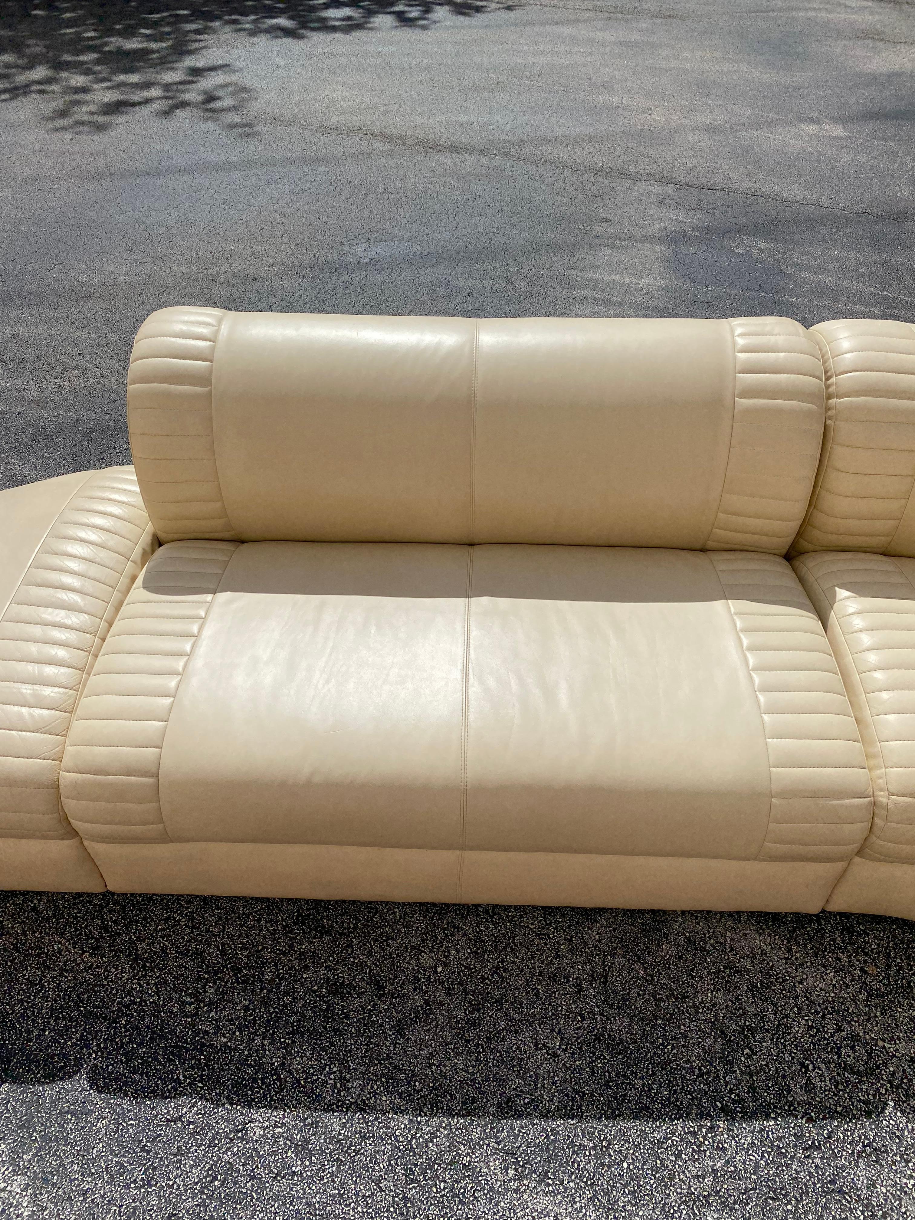 1980s Weiman Serpentine Modular Beige Leather Sectional For Sale 13