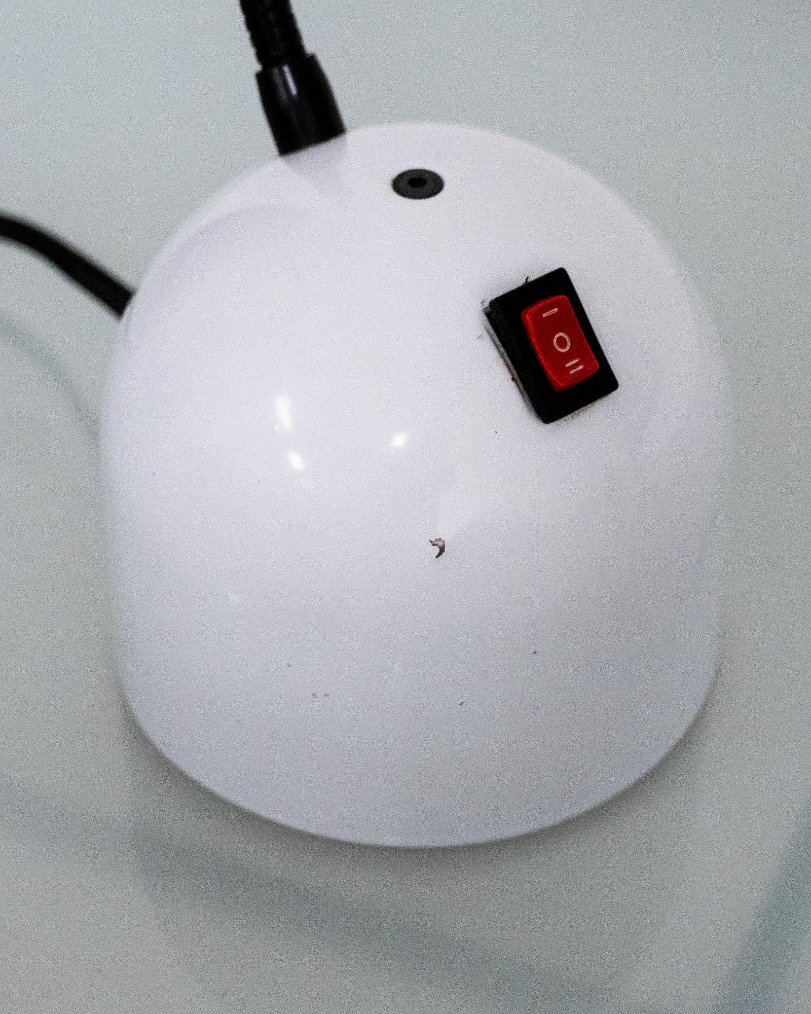 Lámpara de cuello de cisne Gammalux blanca y crema de los años 80, Made in Italy Metal en venta
