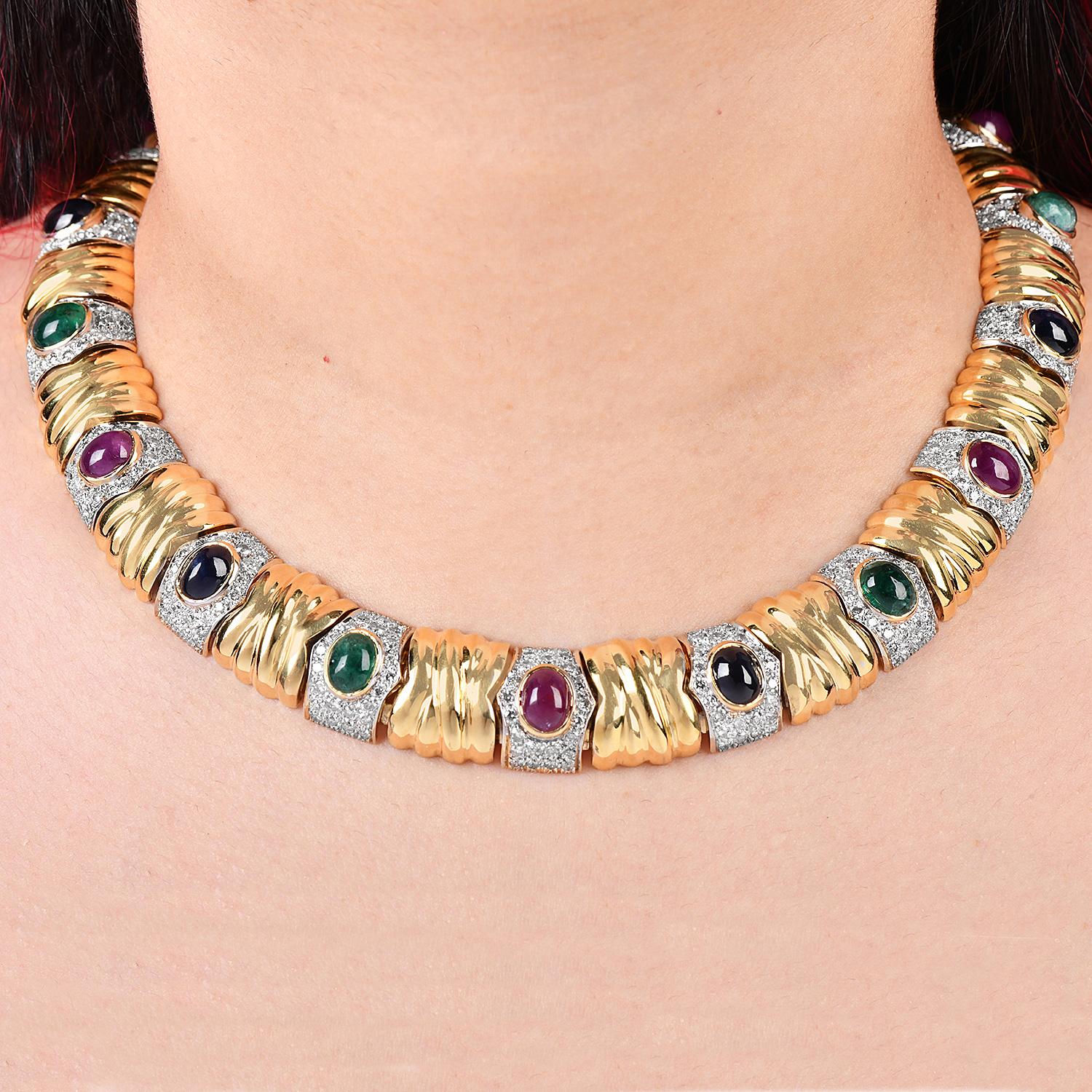 1980S Wide Diamond & Gemstone 18K Gold Choker Necklace  In Excellent Condition For Sale In Miami, FL