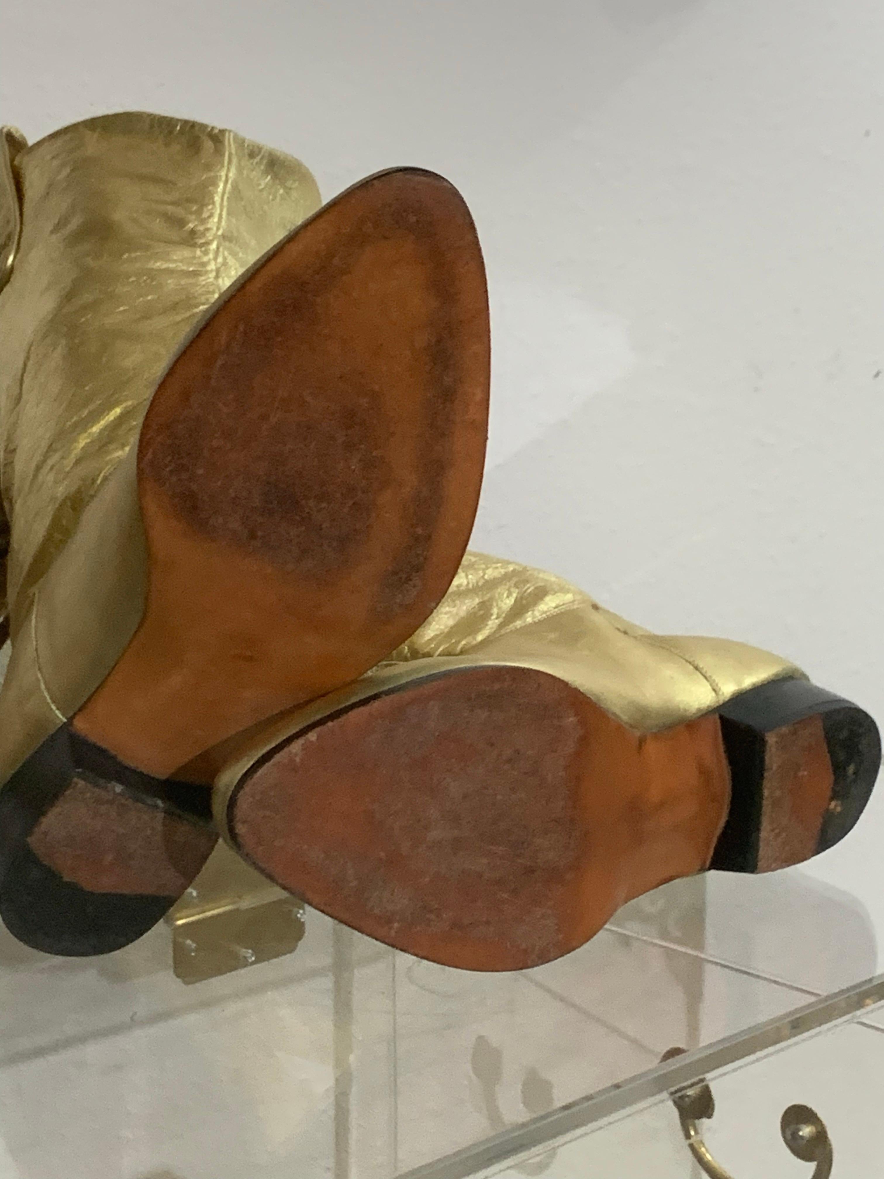 Stivali occidentali metallizzati dorati da donna degli anni '80 in pelle morbida e rilassata misura 7 1/2 B. in vendita 5