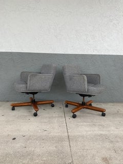 1980s Wood Base Office Swivel Chair