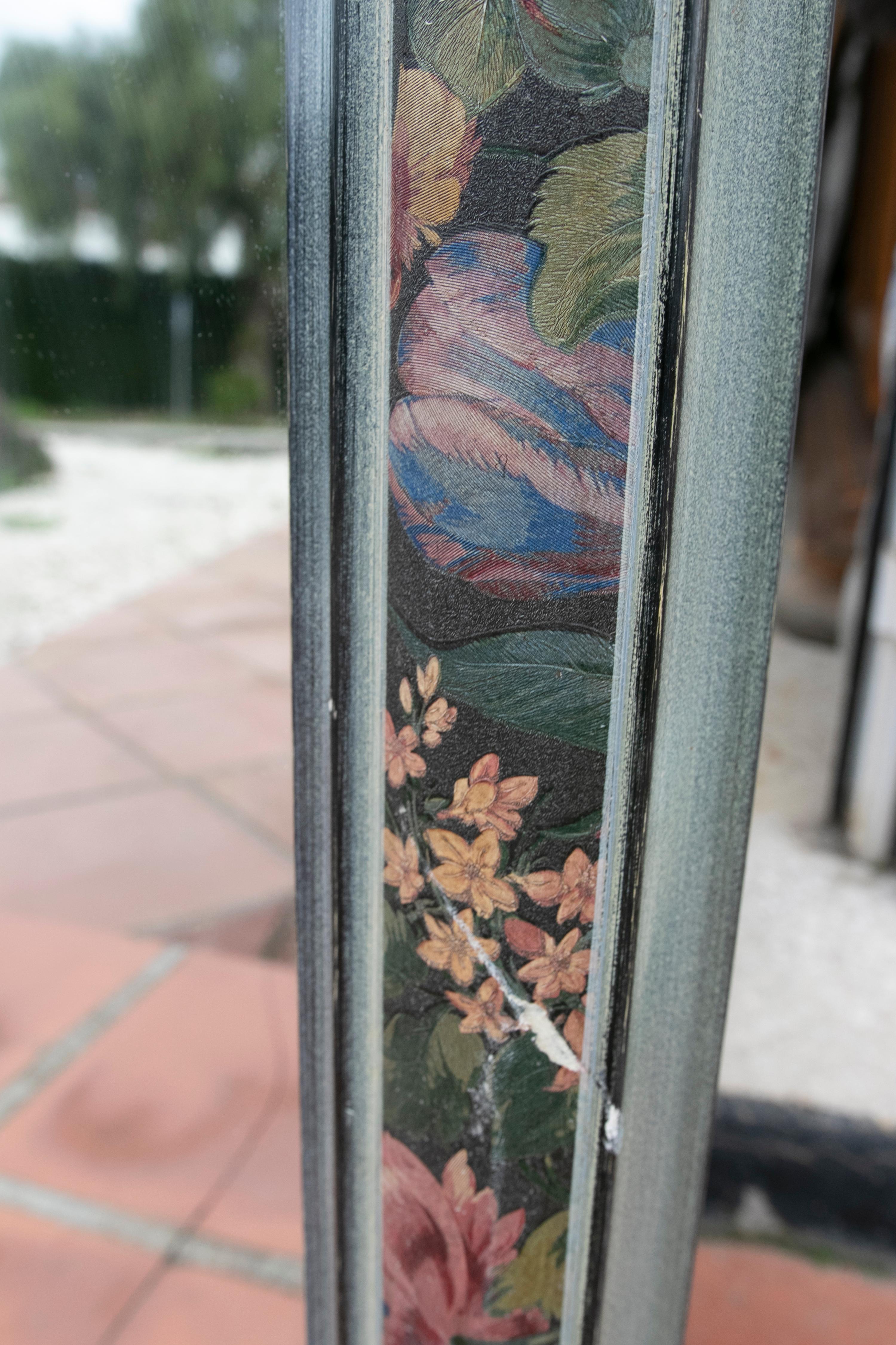 1980er Jahre Wandspiegel aus Holz mit Blumen bemalt im Angebot 6