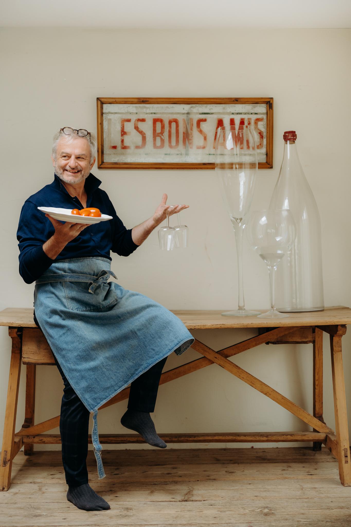 1980's xl Weinglas ... Werbeschild ... (Glas) im Angebot