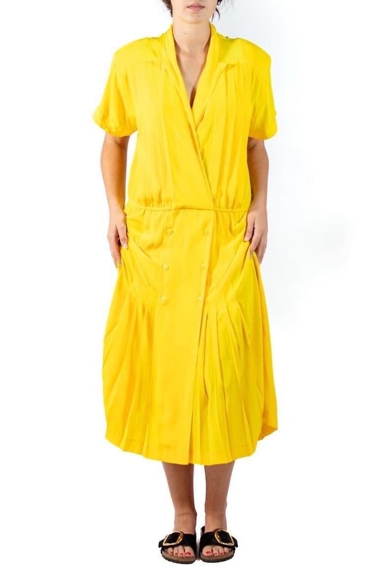 1980S Yellow Polyester Crepe De Chine Dress For Sale 4