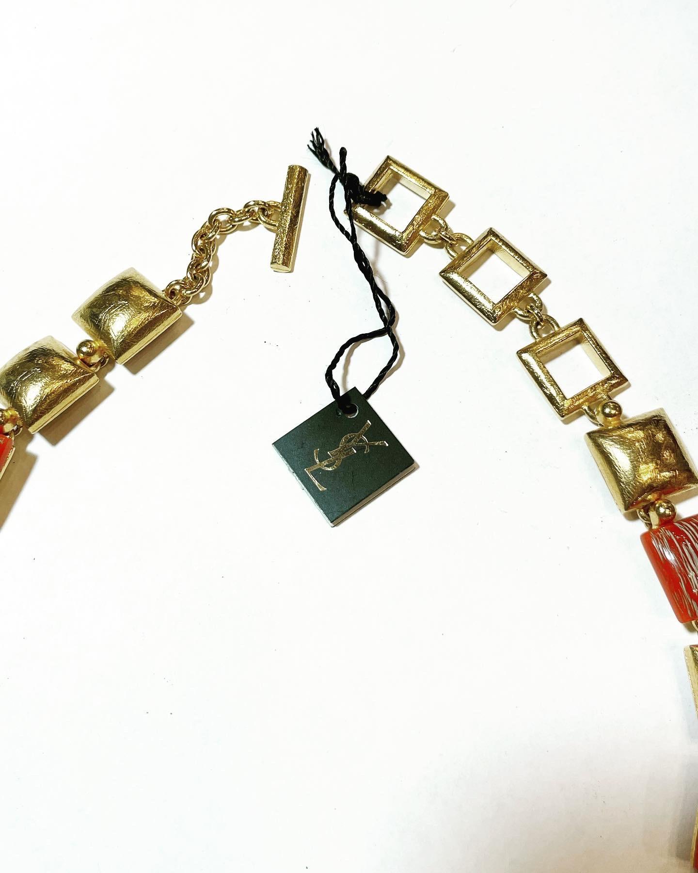 Retro 1980s YSL Yves Saint Laurent Vintage Gilt and Resin Fashion Never Used Necklace For Sale