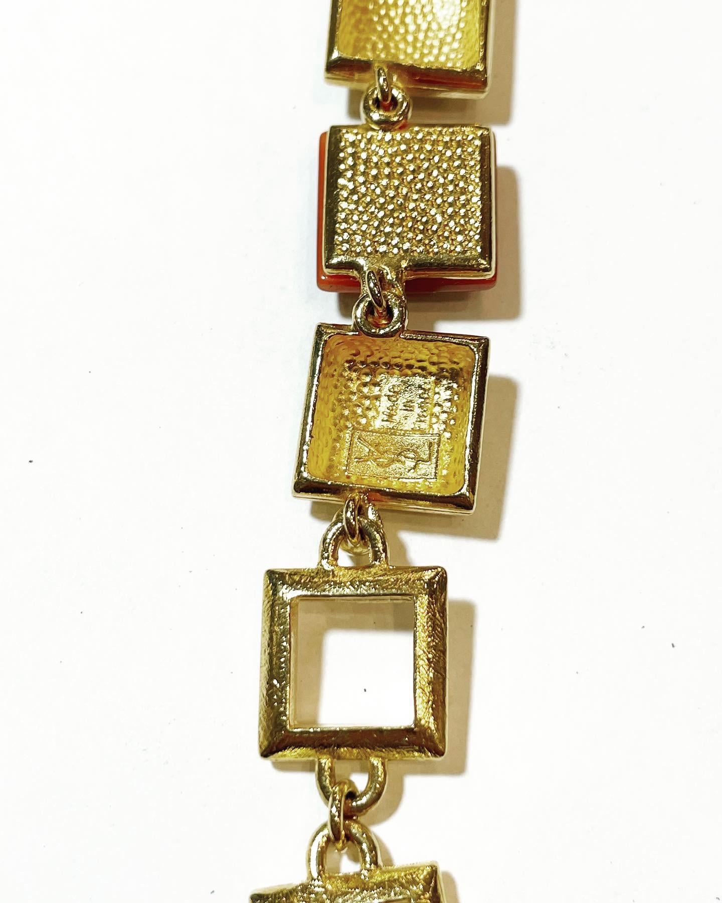 1980s YSL Yves Saint Laurent Vintage Gilt and Resin Fashion Never Used Necklace In New Condition For Sale In Pamplona, Navarra