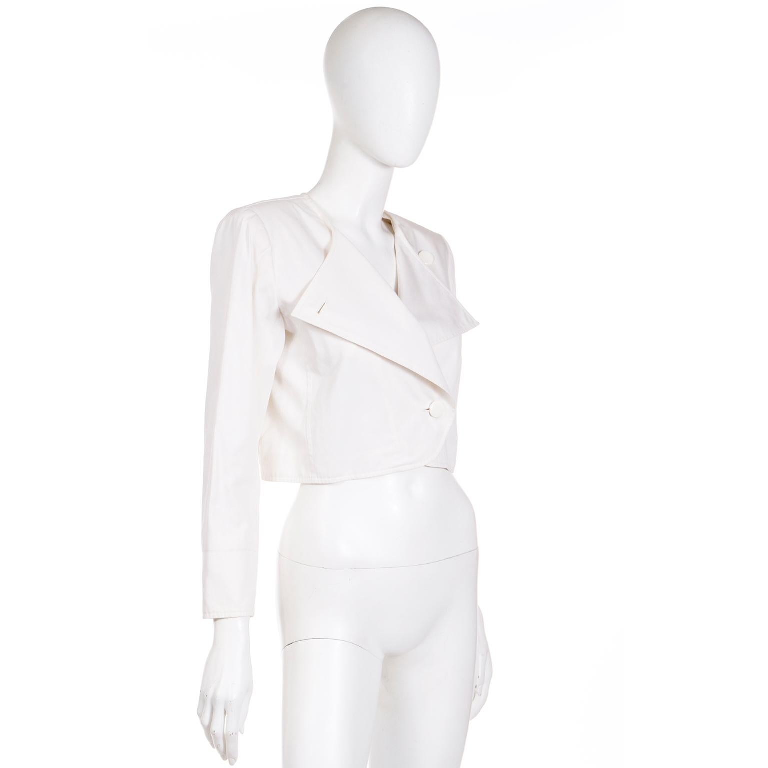 Women's 1980s YSL Yves Saint Laurent Vintage White Cotton Cropped Jacket For Sale