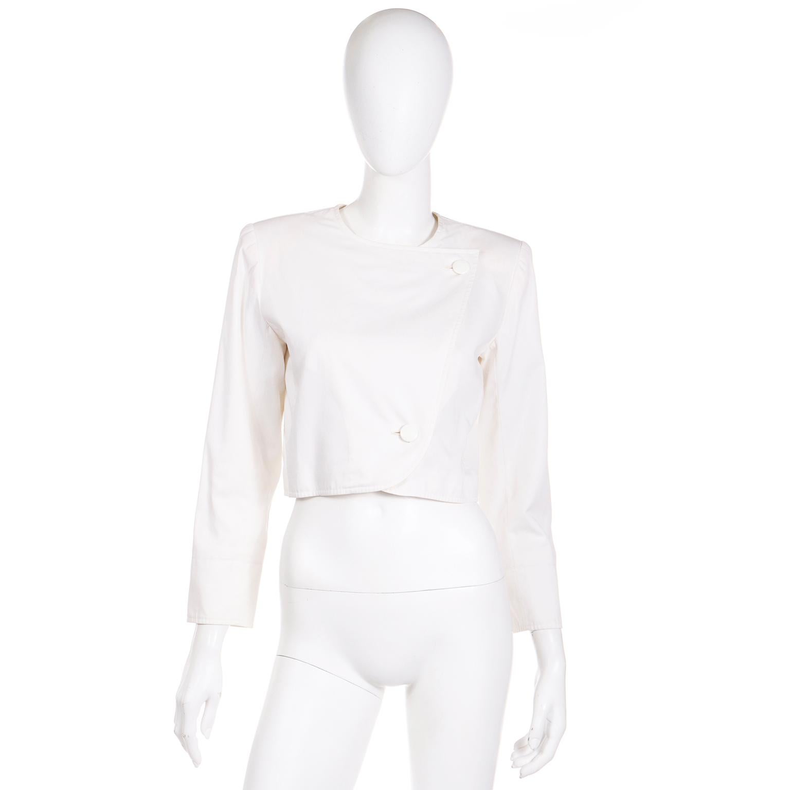 1980s YSL Yves Saint Laurent Vintage White Cotton Cropped Jacket For Sale 1