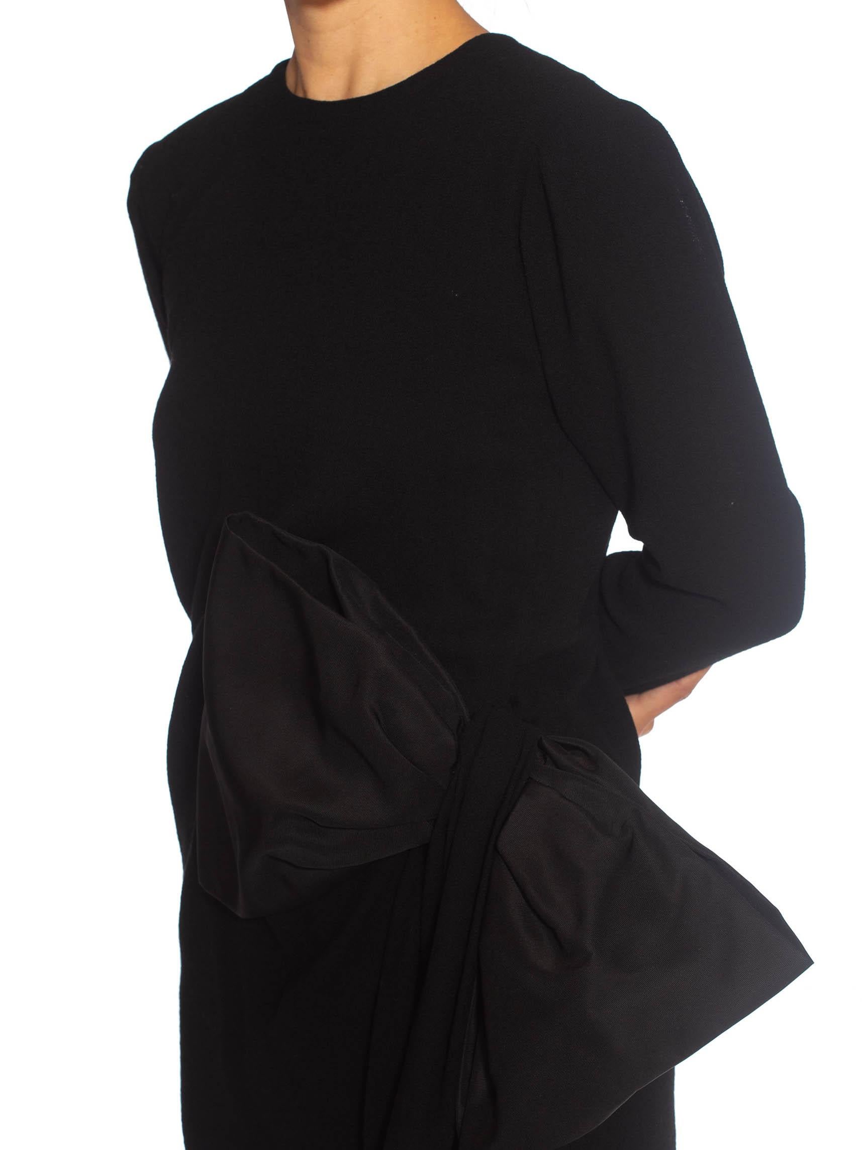1980S YVES SAINT LAURENT Black Haute Couture Wool Crepe With Large Silk Ottoman For Sale 1