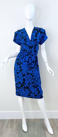 Robe en soie Yves Saint Laurent des années 80 à imprimé floral bleu noir Taille 42