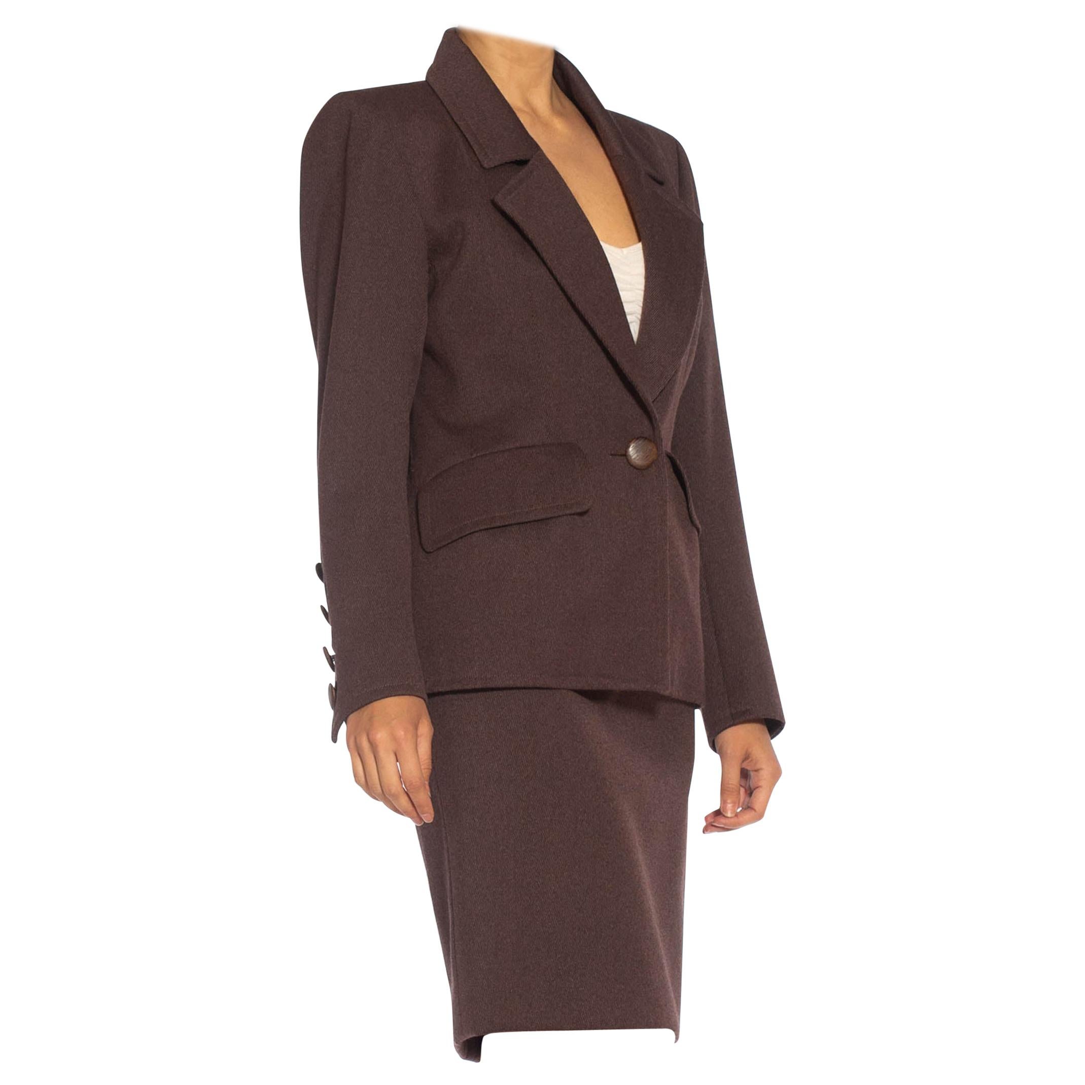 1980er Jahre YVES SAINT LAURENT Brauner Haute Couture-Anzug mit Rock aus Wolle im Angebot