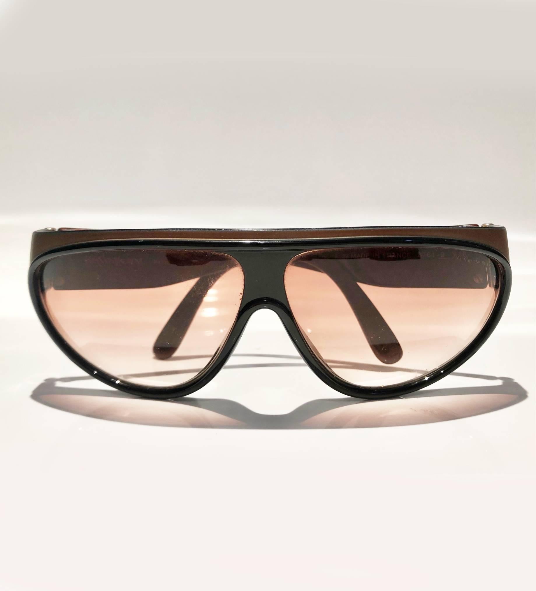 Nero Occhiali da sole Aviator anni '80 Yves Saint Laurent Champs Elysees