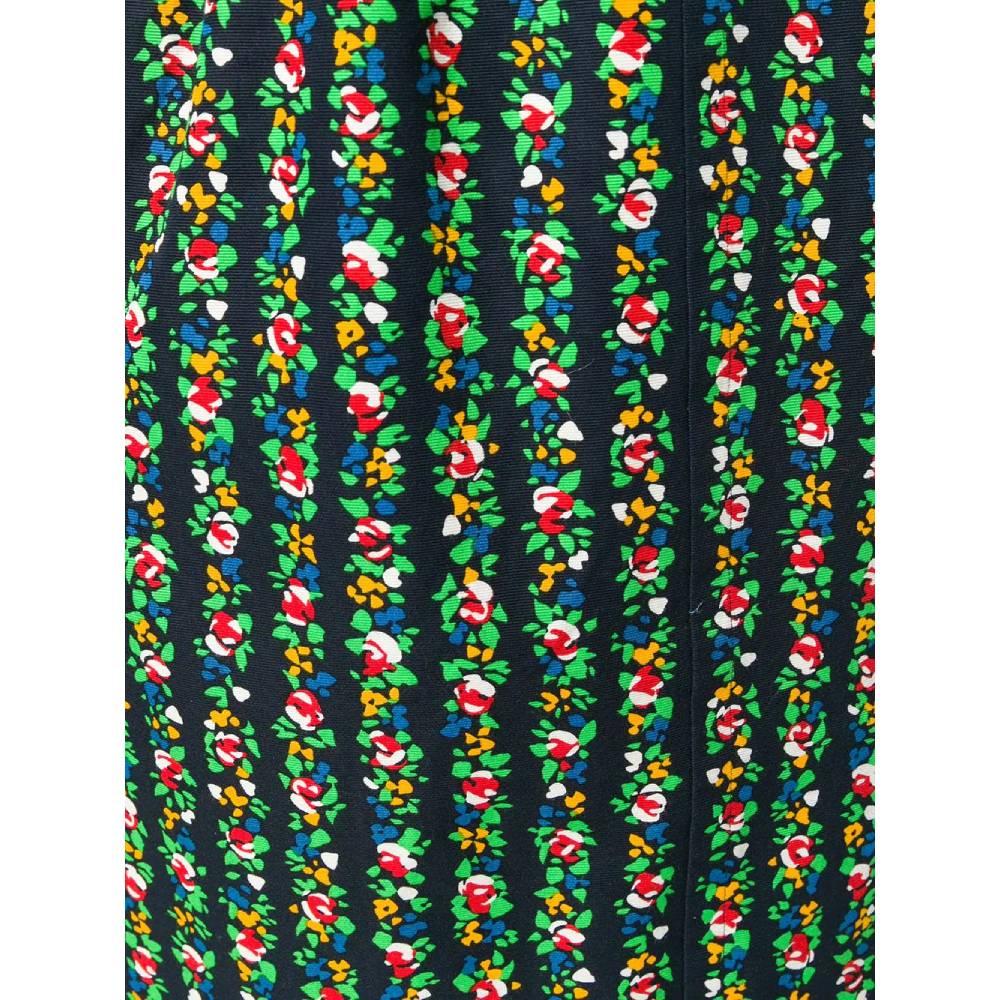 1980s Yves Saint Laurent Floral Straight Skirt In Good Condition In Lugo (RA), IT