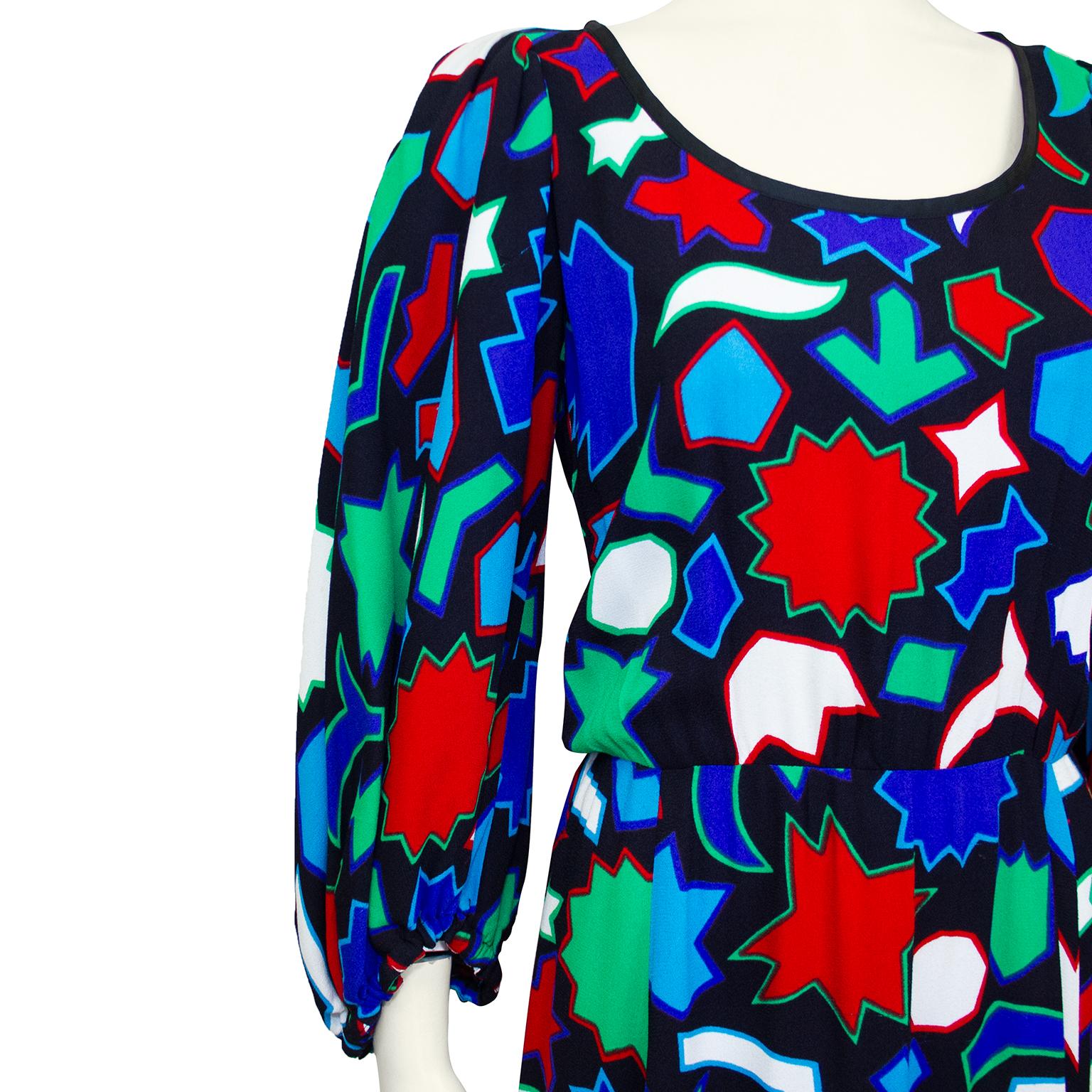 Robe à imprimé géométrique Yves Saint Laurent, 1982 État moyen - En vente à Toronto, Ontario