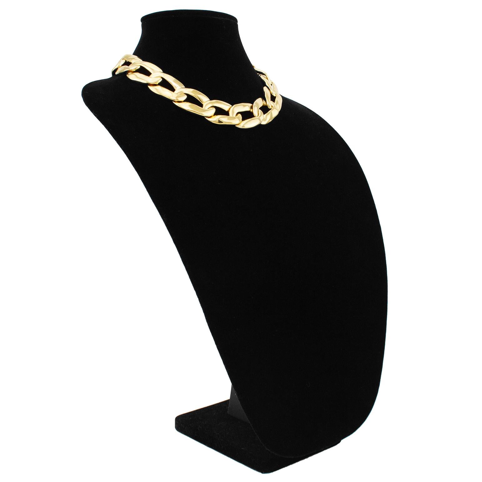 1980's Yves Saint Laurent Gilt Metal Oversized Chain Link Choker In Good Condition For Sale In Toronto, Ontario