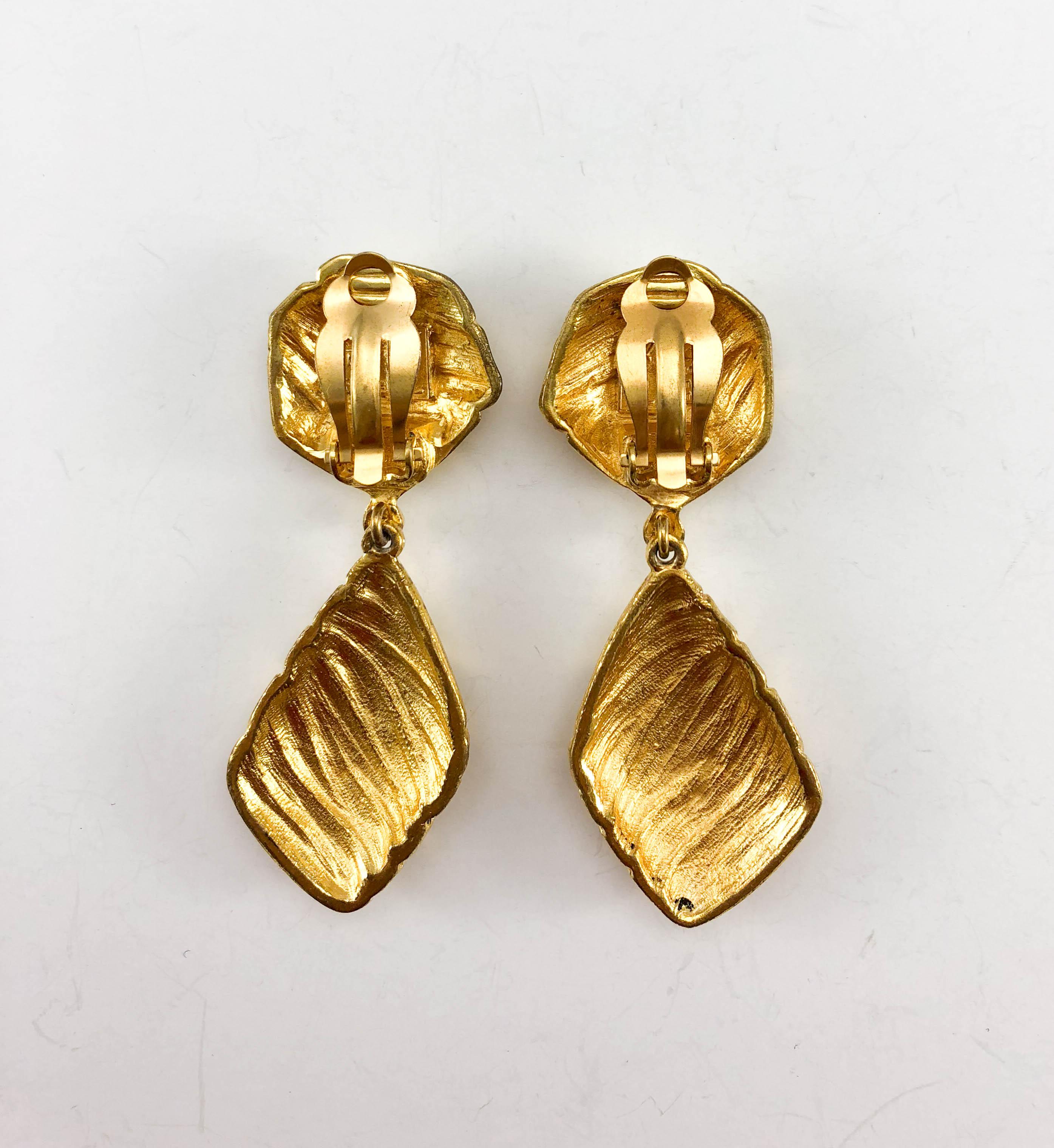 1980's Yves Saint Laurent Gold-Plated Ribbed Dangling Earrings For Sale 5