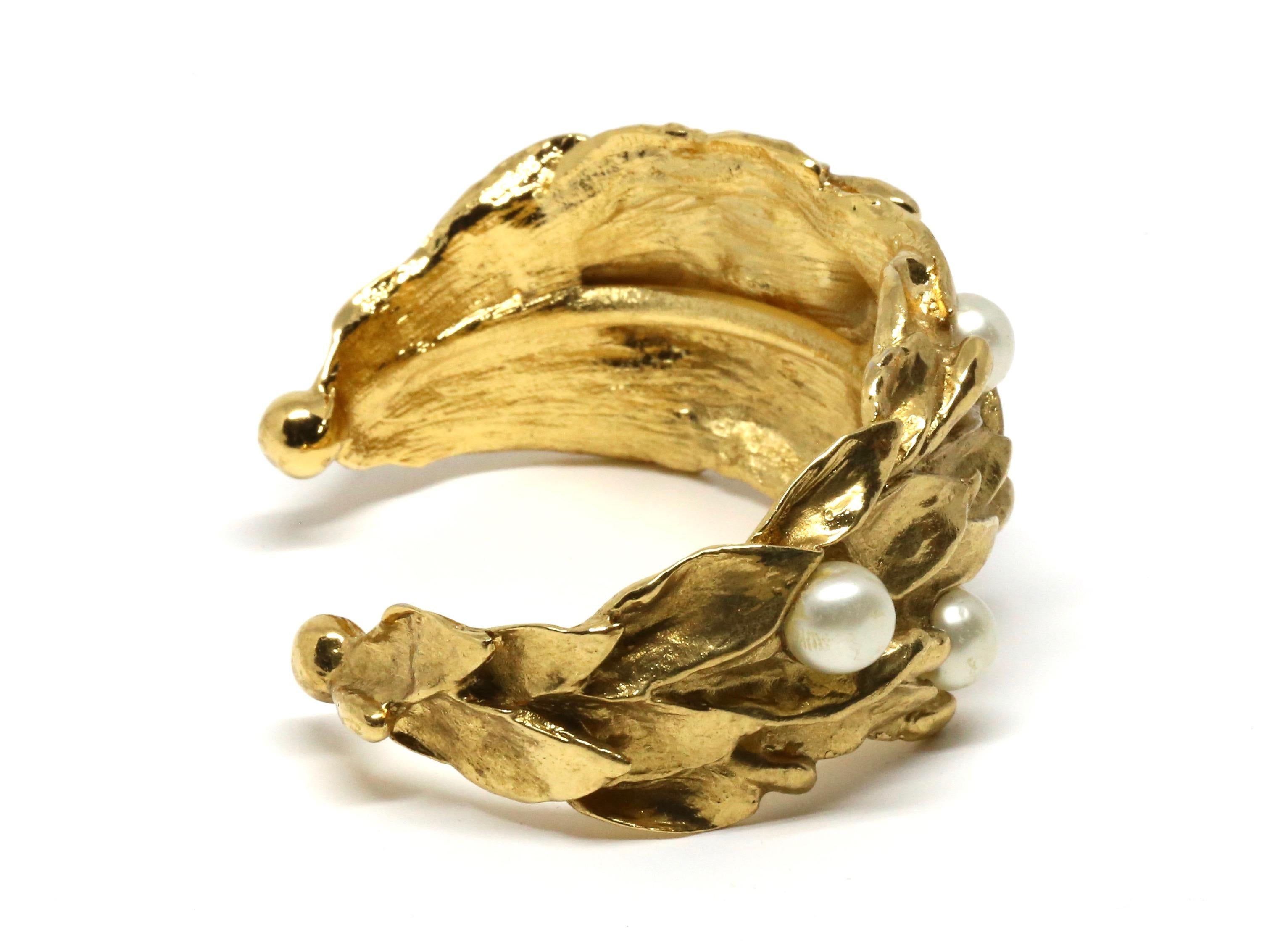 1980's YVES SAINT LAURENT organic leaf cuff with pearls In Good Condition In San Fransisco, CA