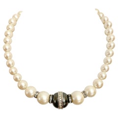 1980er Jahre Yves Saint Laurent Perlenkette