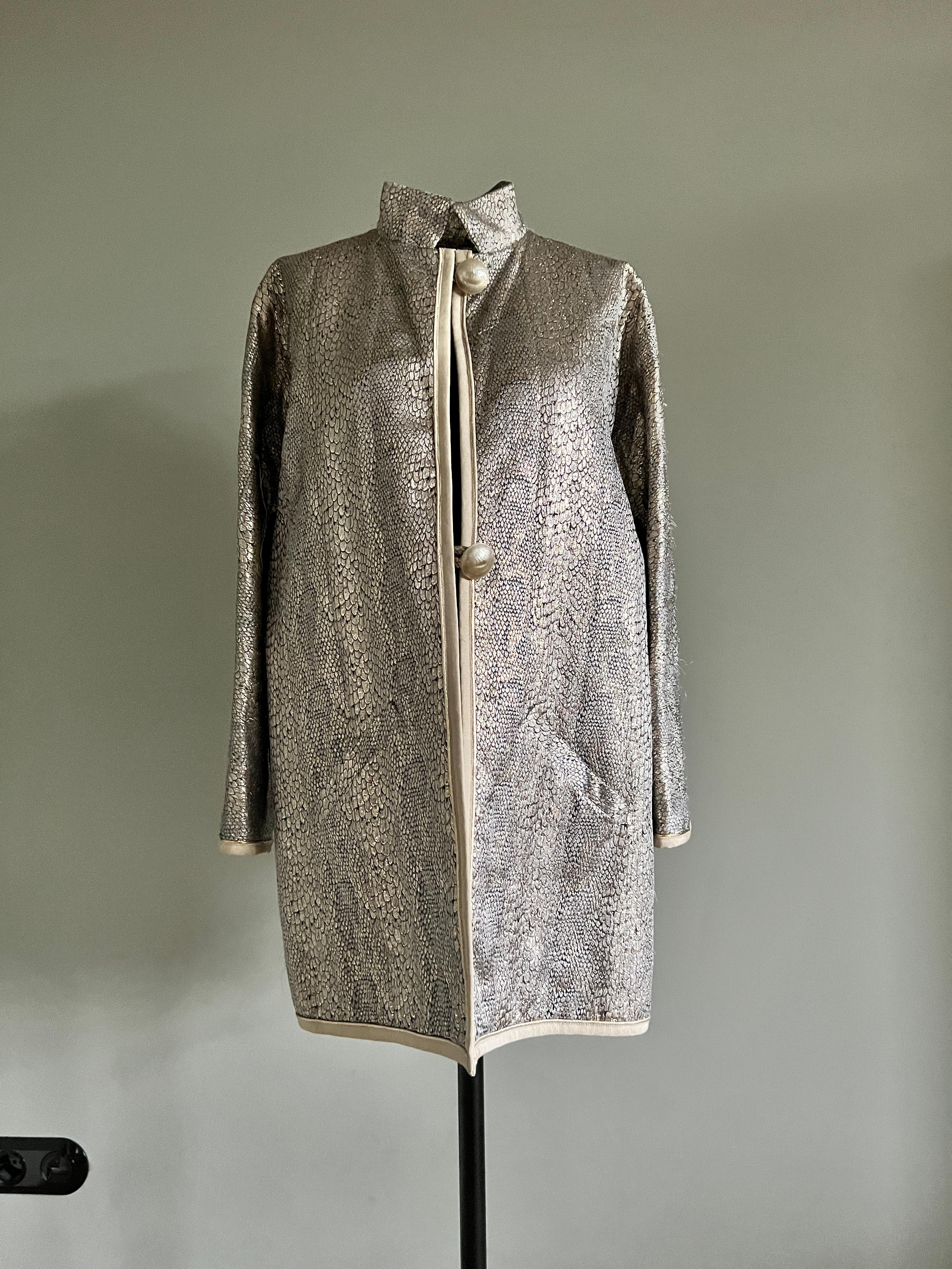 1980s Yves Saint Laurent Rive Gauche silver snakeskin embroidered jacket In Good Condition For Sale In CULEMBORG, GE