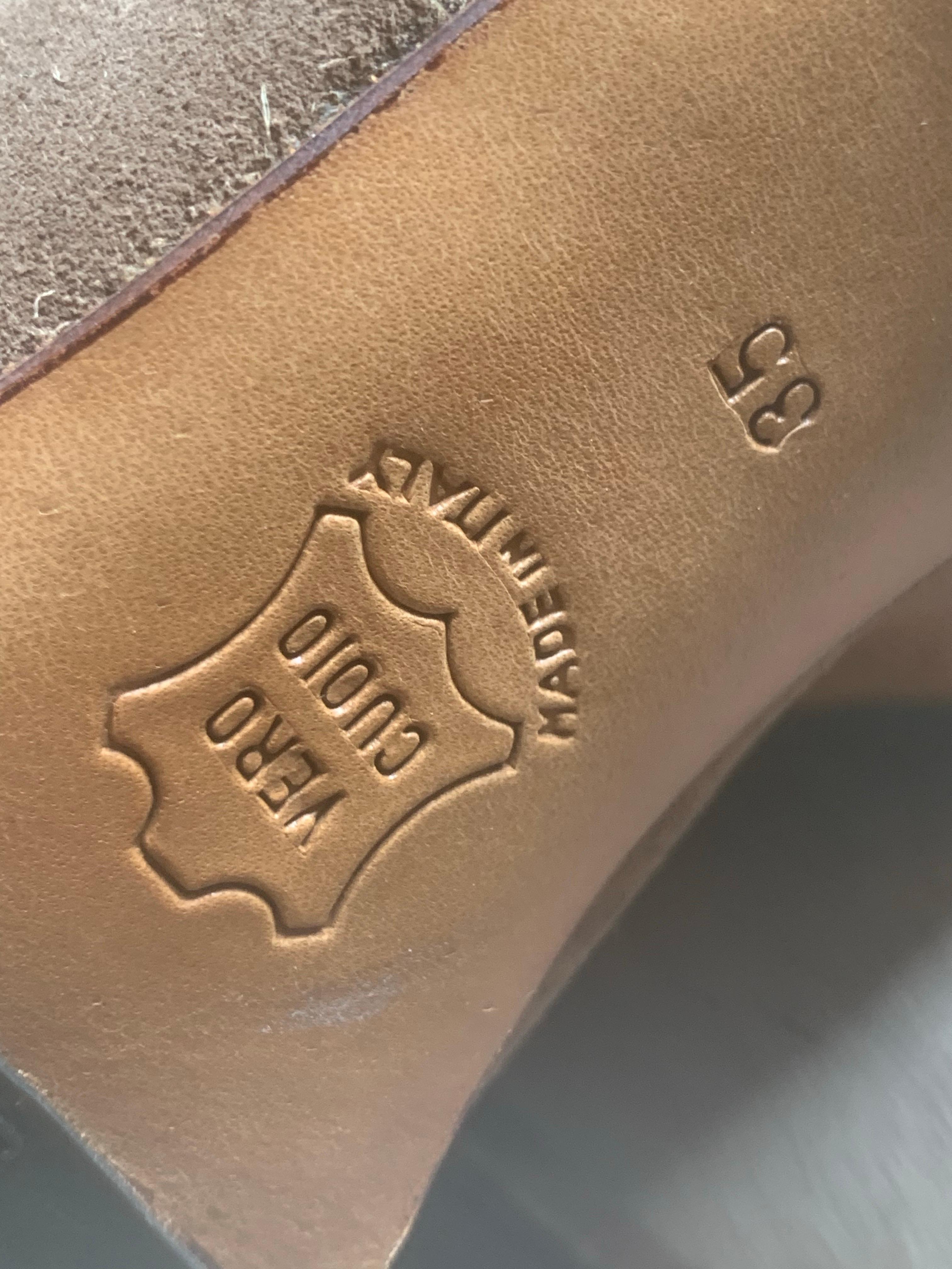 Yves Saint Laurent anni '80, stivali a metà polpaccio con frange in pelle scamosciata con tacco a spillo in vendita 3
