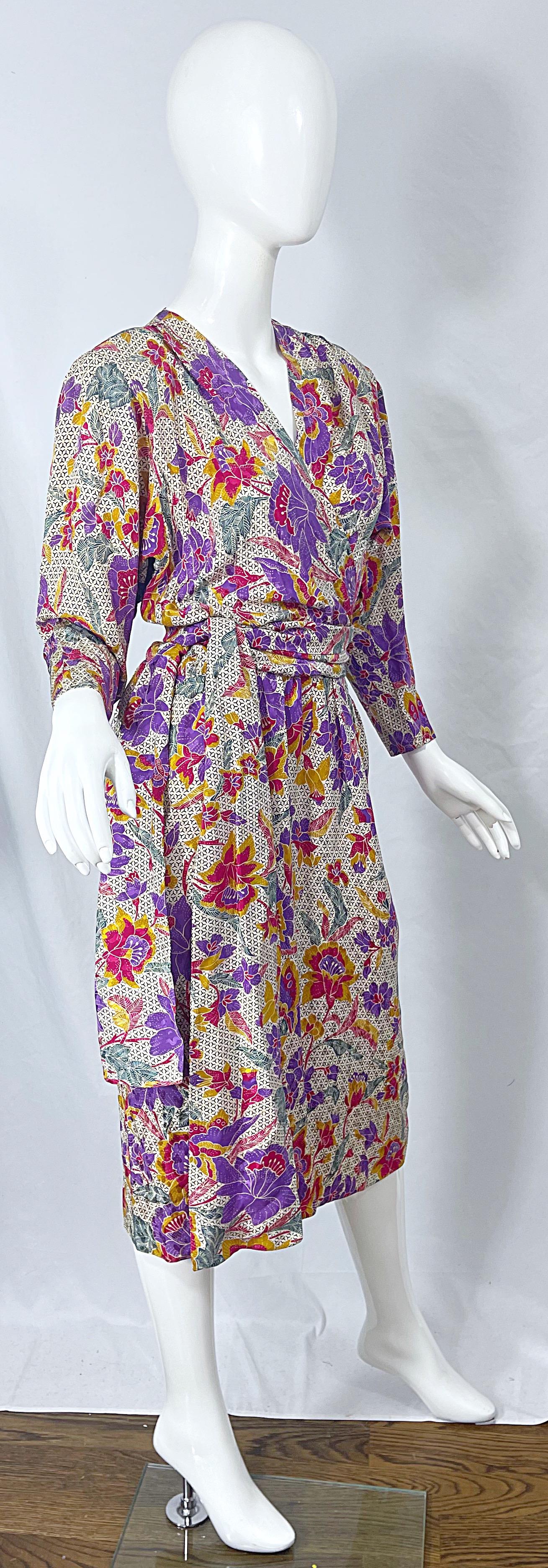 1980s Yves Saint Laurent YSL Size 44 / 12 Flower Logo Print Silk 80s Wrap Dress For Sale 3