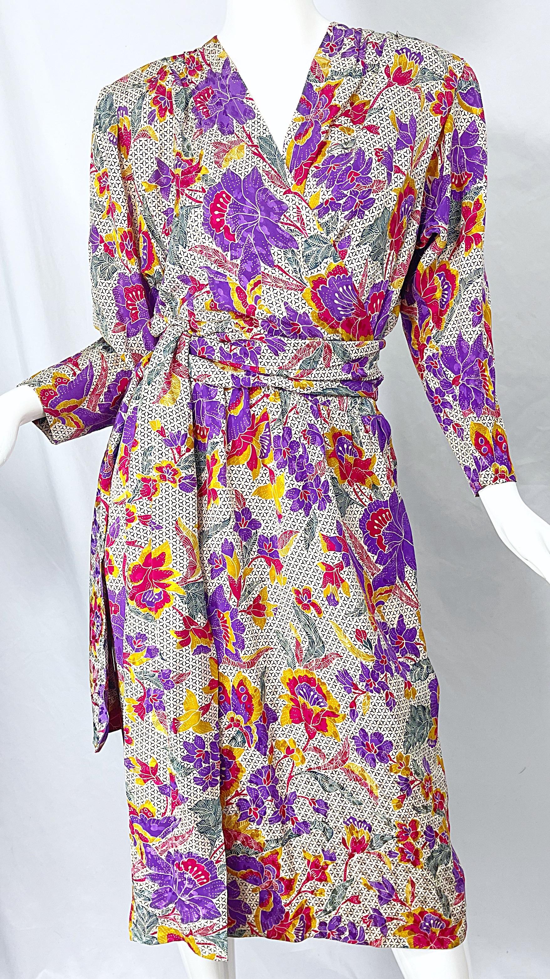 Women's 1980s Yves Saint Laurent YSL Size 44 / 12 Flower Logo Print Silk 80s Wrap Dress For Sale