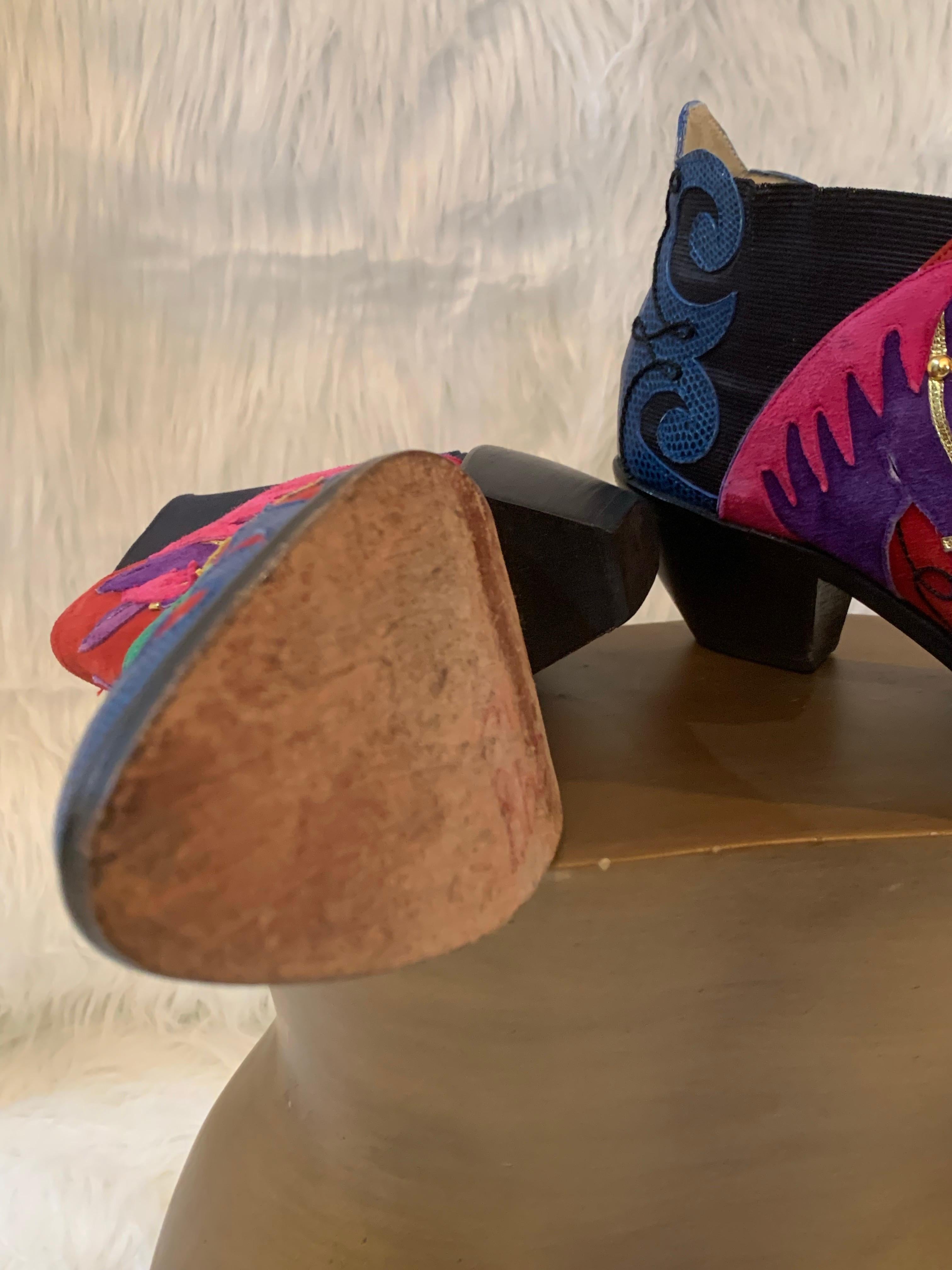 1980s Zalo Psychedelic Western Themed Leather & Suede Applique Booties For Sale 8