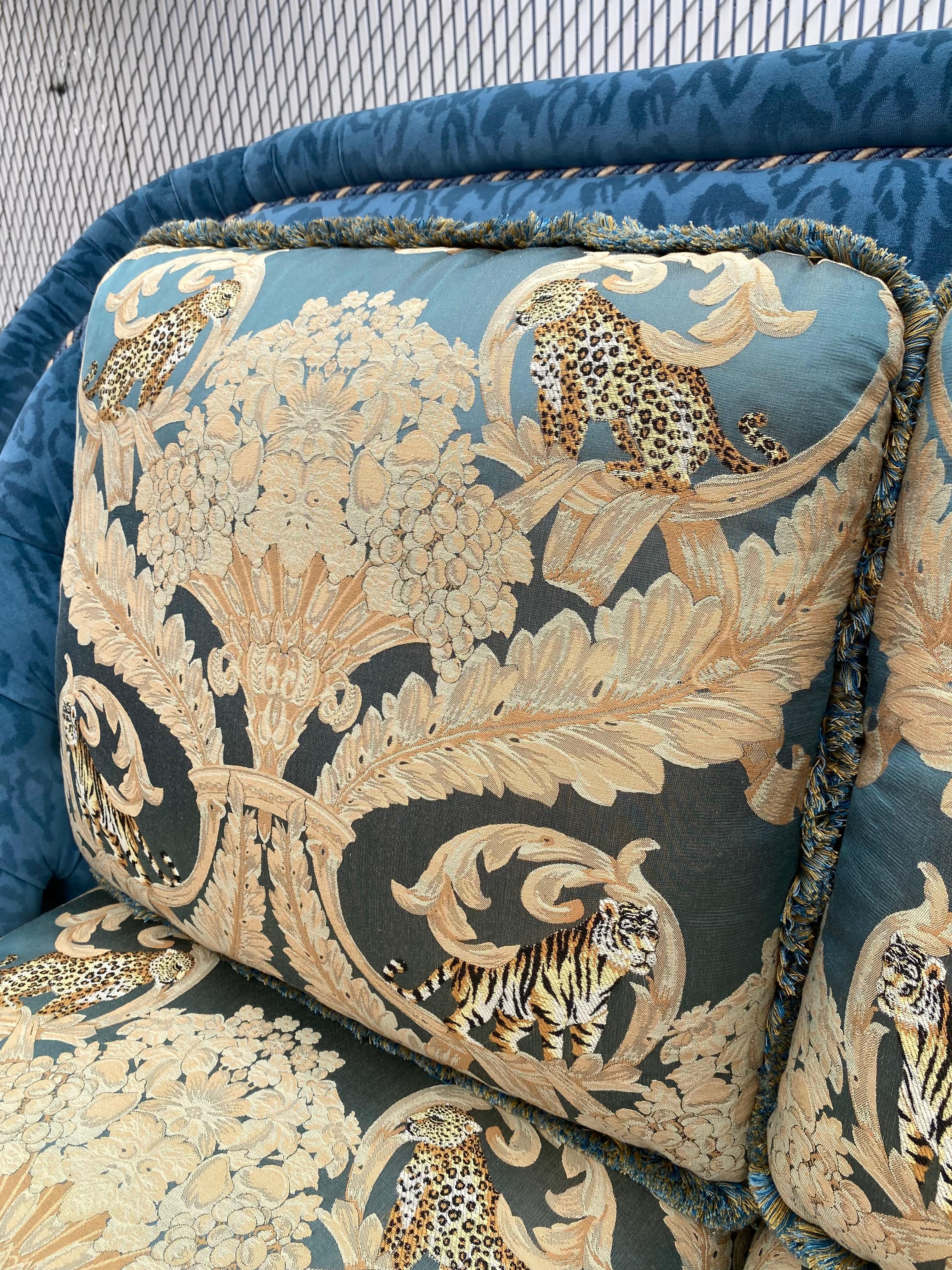 1980s Zanaboni Silk Velvet Leopard Tiger Sculptural Curved Sofa For Sale 1