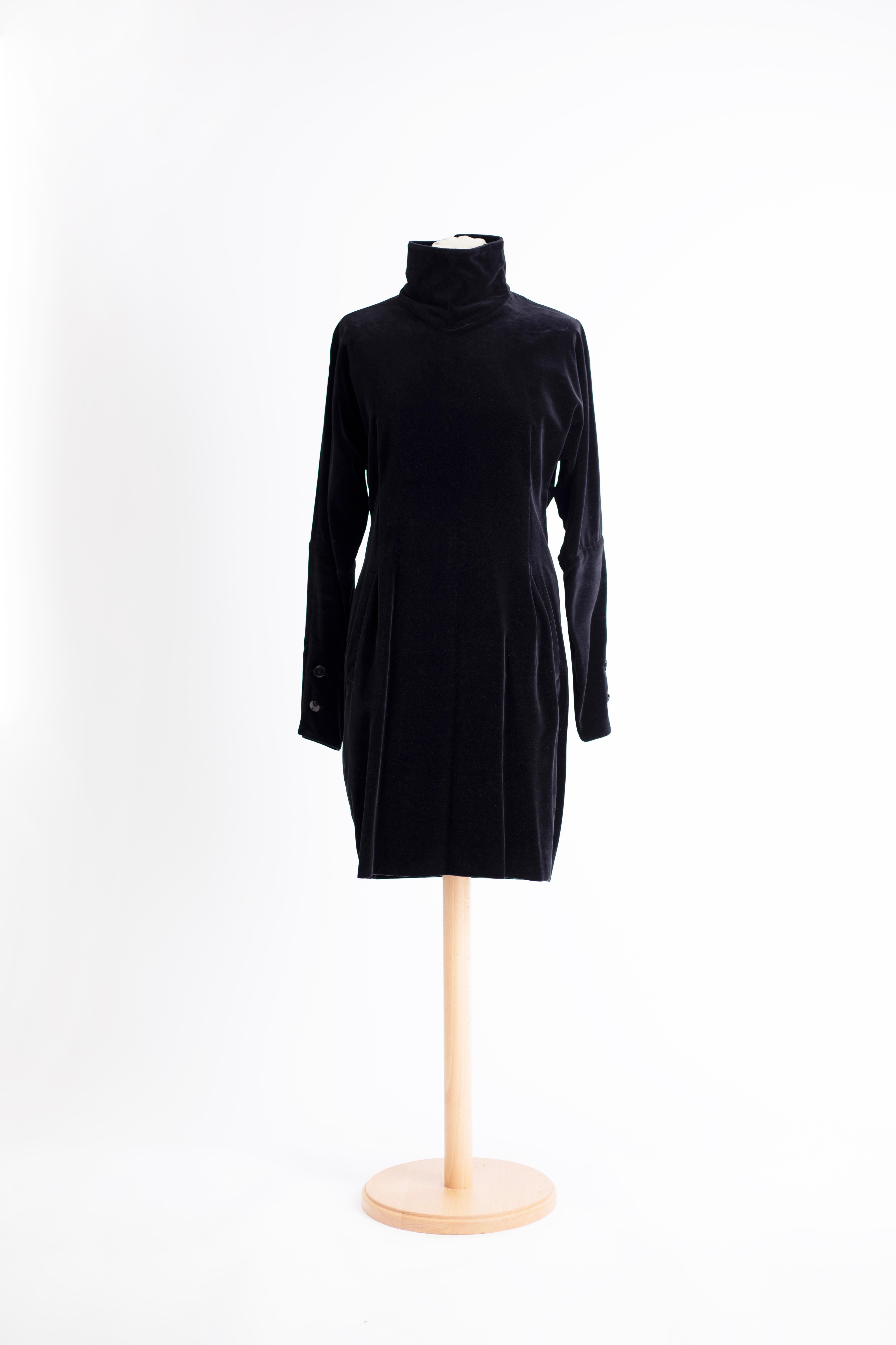Black 1980s Zuccoli velvet dress with batwing style sleeves For Sale