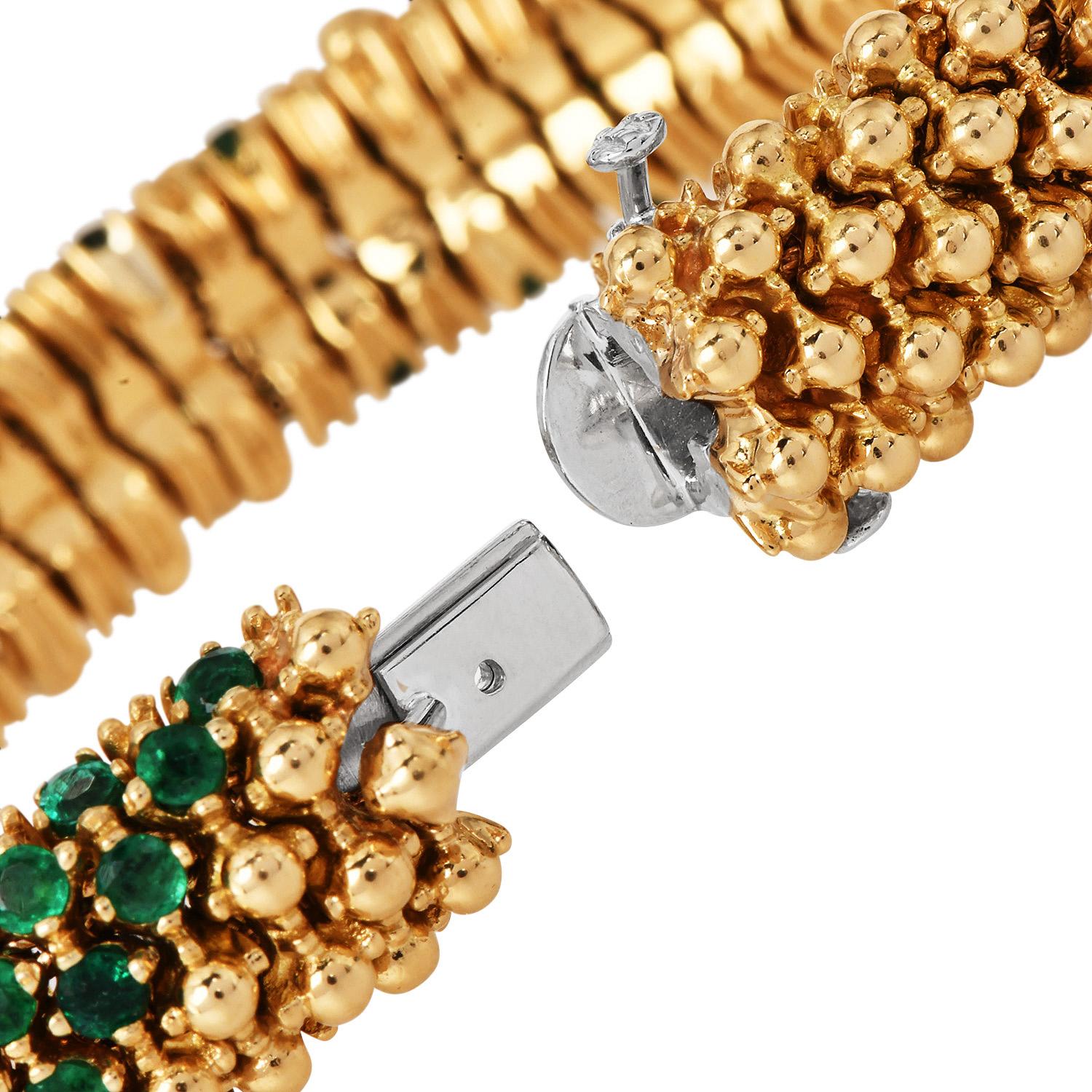 1980SEmeralds 6.35cts Diamonds 18K Gold Beaded Mesh Wrap Bracelet en vente 2