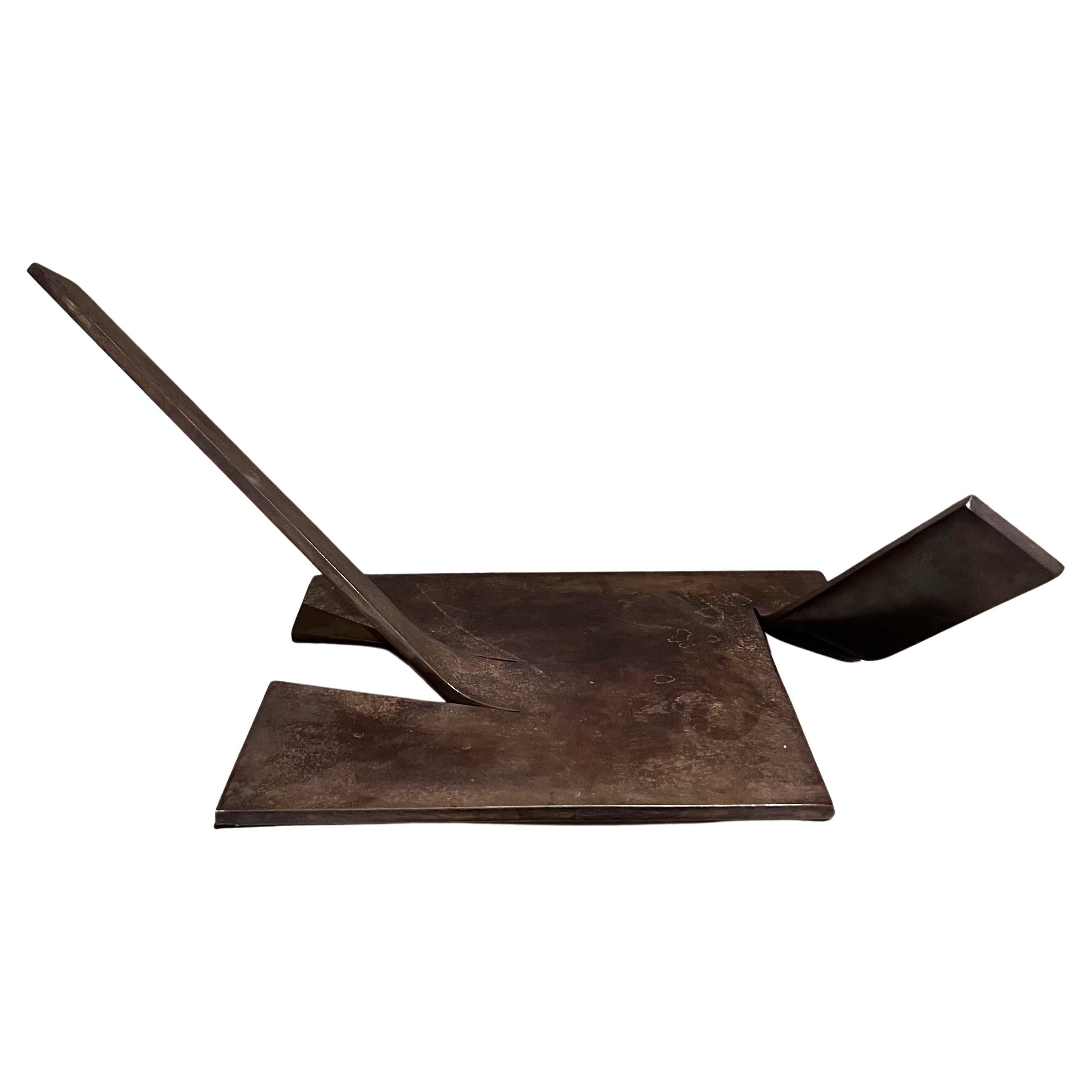 1981 BHW Escultura de mesa abstracta de bronce patinado