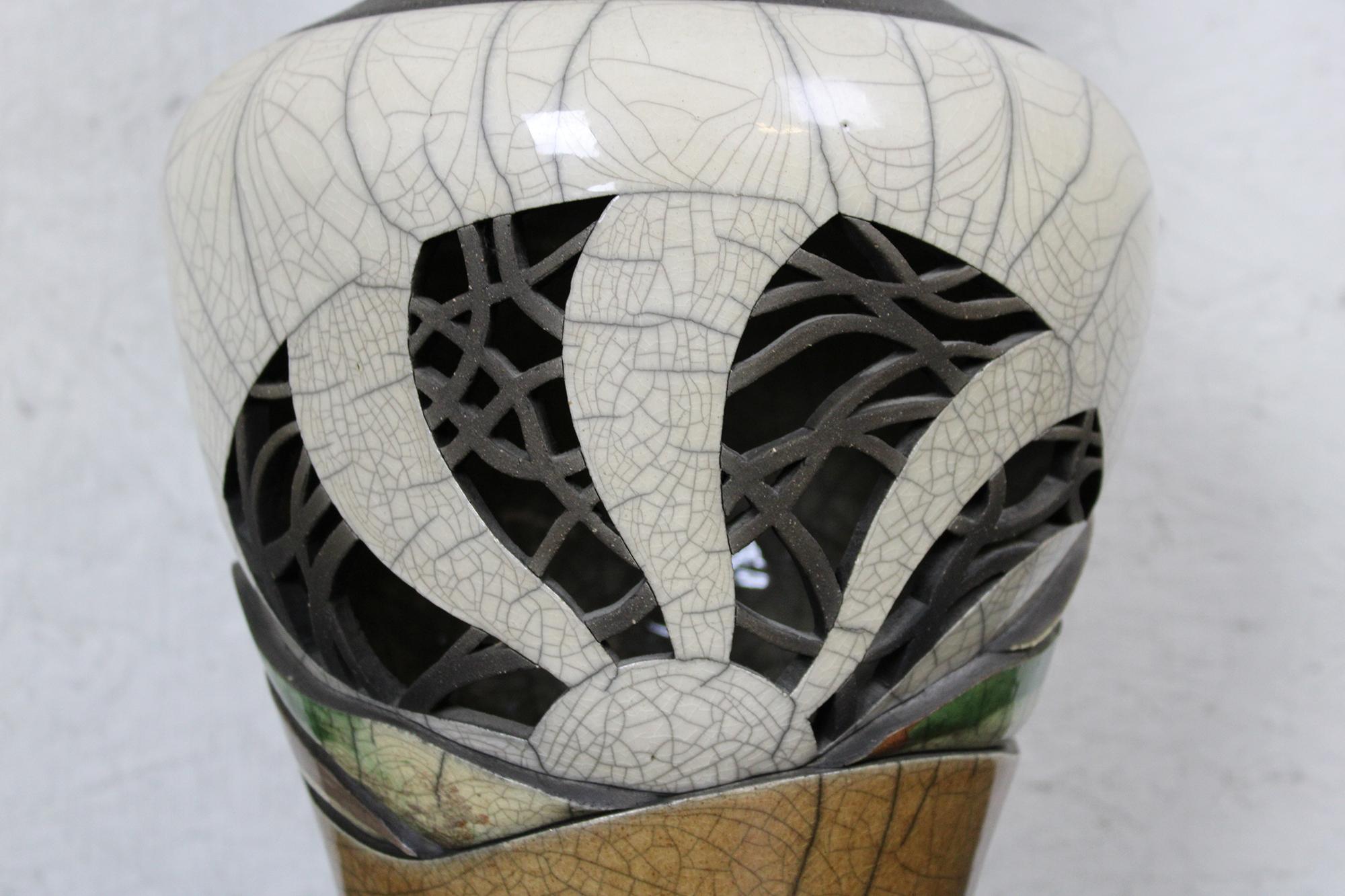 1981 Bill Herb Dimensional Raku Pottery Mantel Vase Modern Abstract Reticulated In Good Condition In Dayton, OH
