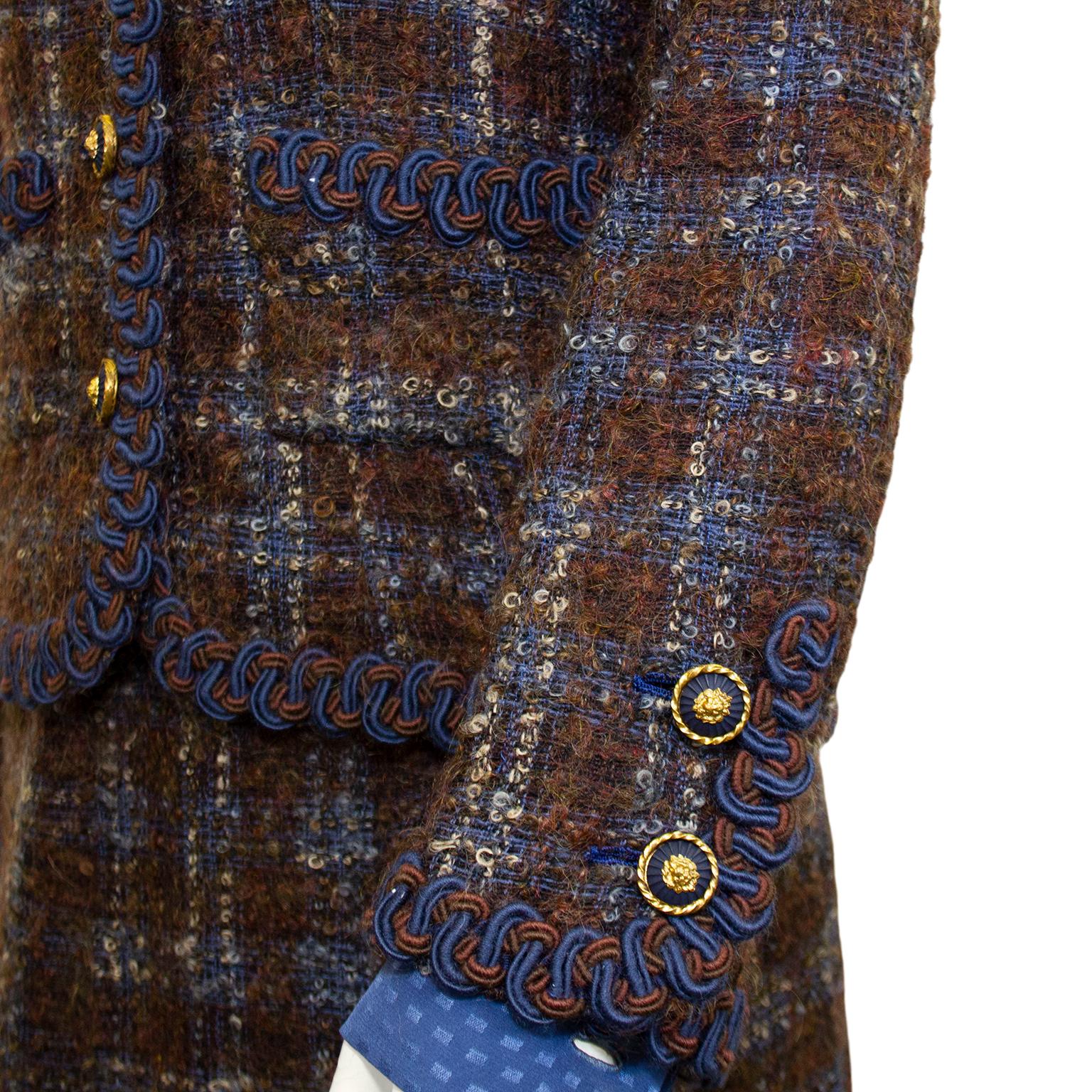 1981 Chanel Haute Couture Blue and Brown Tweed 5 Piece Skirt Suit 4