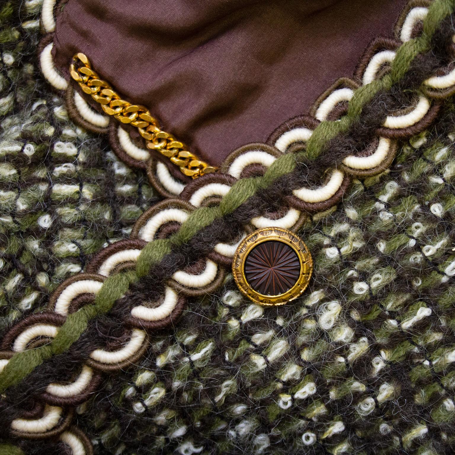 1981 Chanel Haute Couture Green and Brown Tweed 4 Piece Skirt Suit For Sale 5