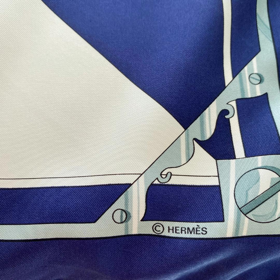 1981 Sciarpa Hermès Navy 