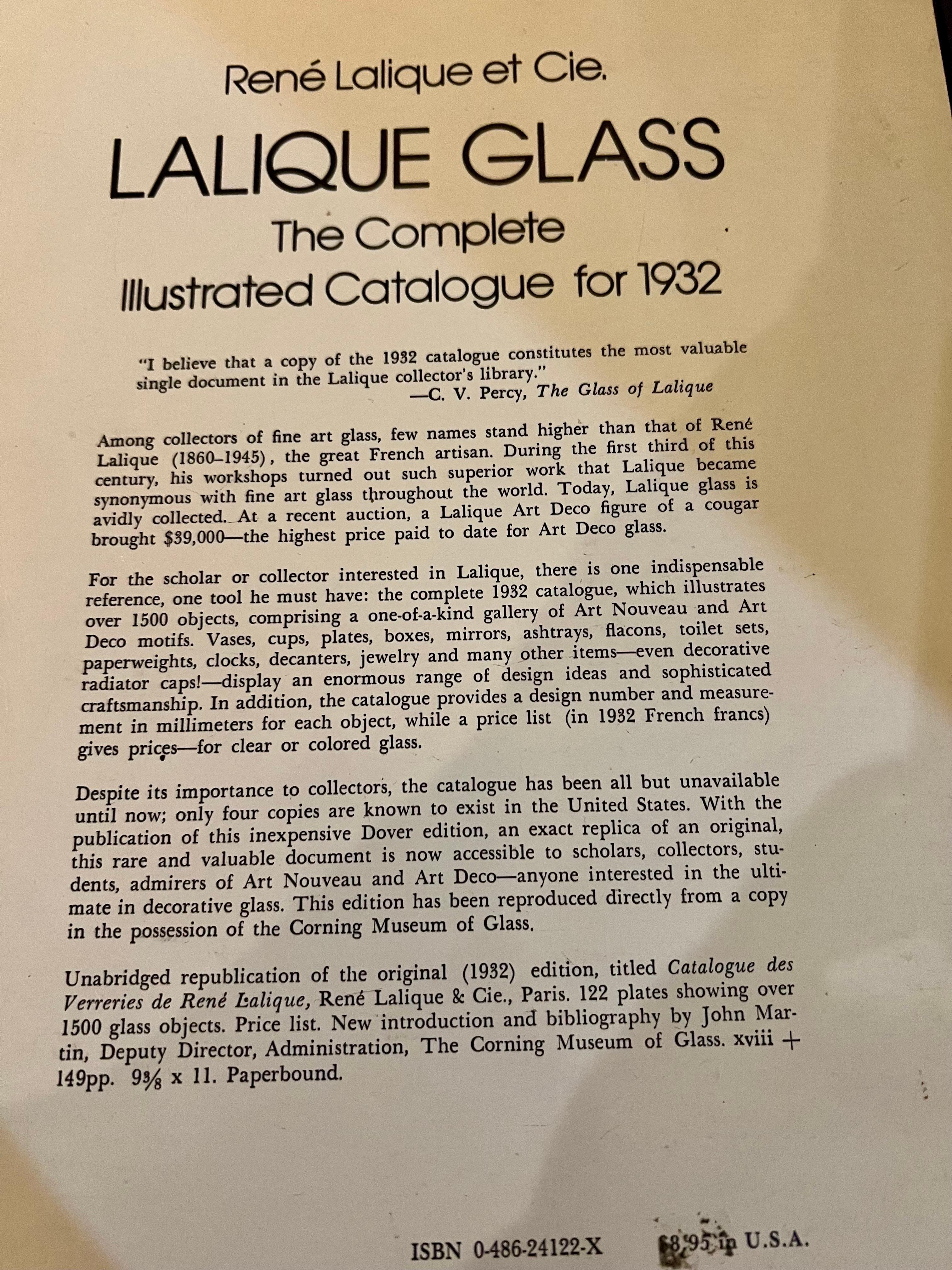 1981 Lalique Glass Ilustrated Catalog Book by Dover Publications In Good Condition For Sale In San Diego, CA