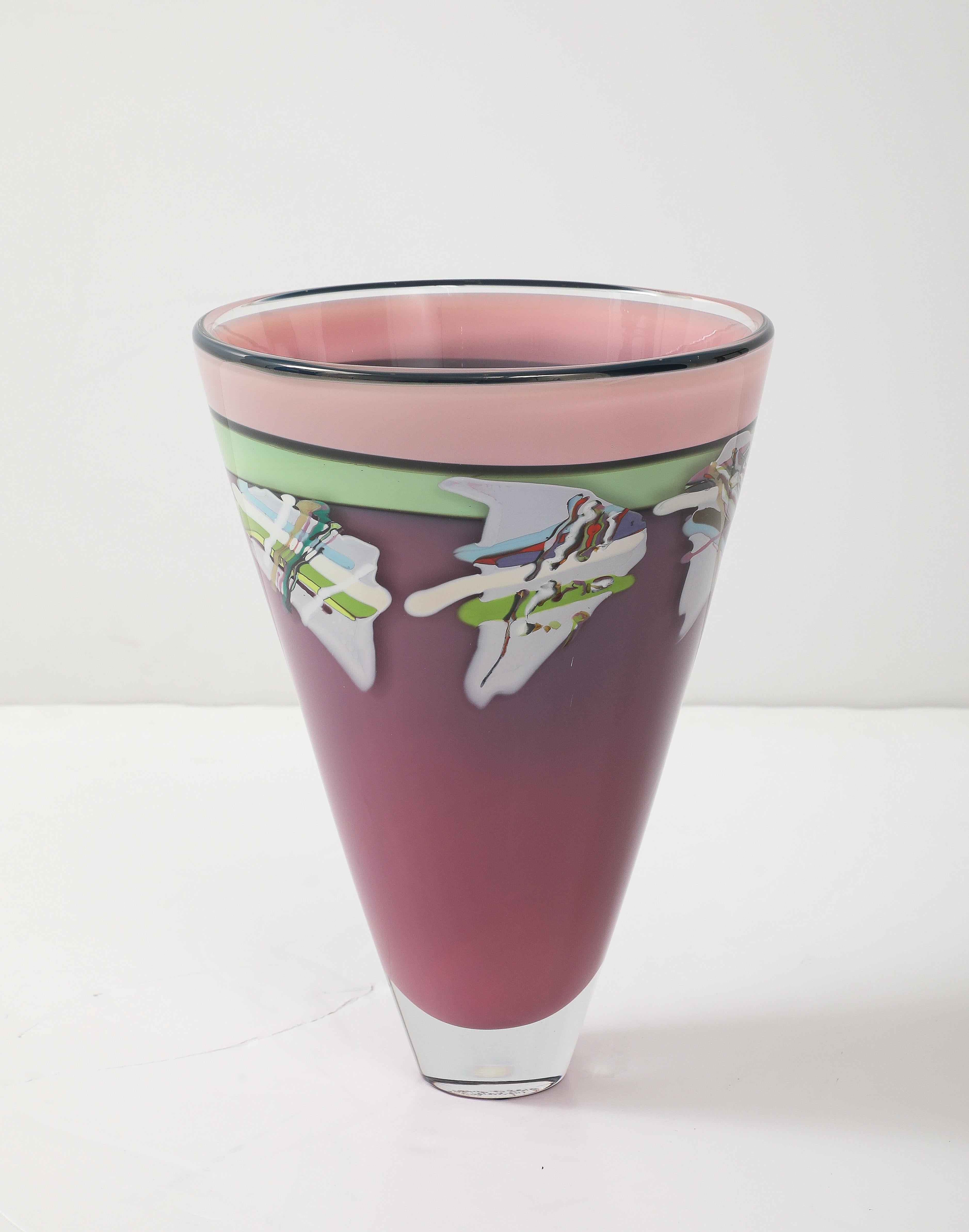1981 Rick Bernstein Vaso modernista in vetro artistico In condizioni buone in vendita a New York, NY