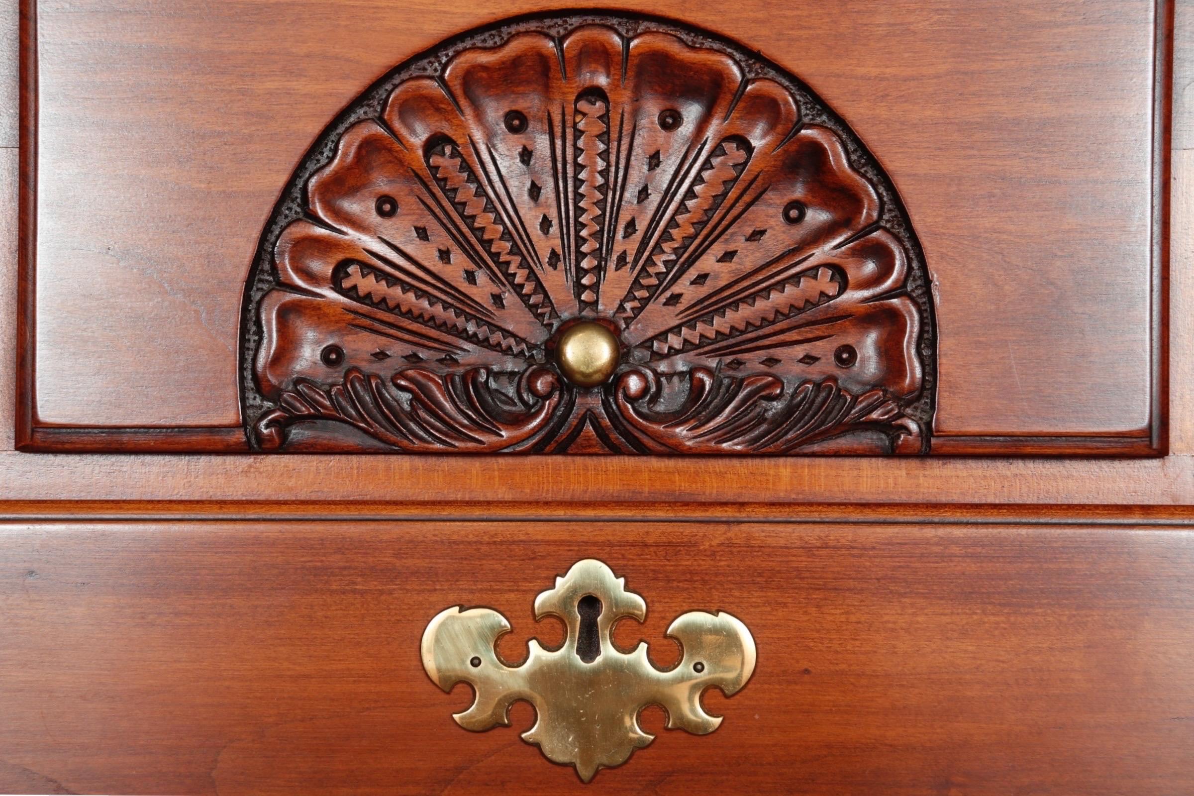 1981 Statton Highboy im Queen Anne-Stil (Ende des 20. Jahrhunderts) im Angebot