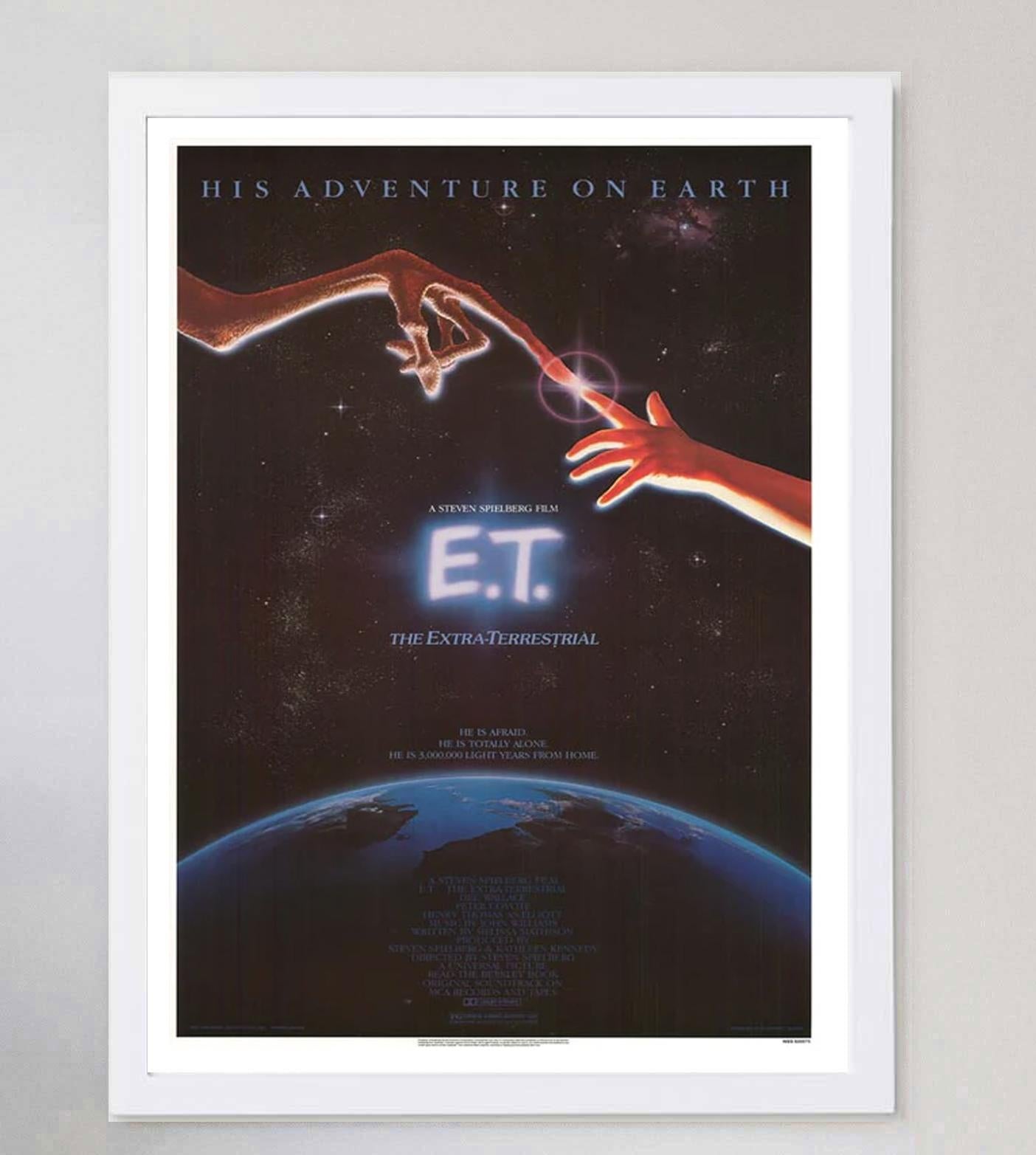 Late 20th Century 1982 E.T. The Extra Terrestrial Original Vintage Poster For Sale