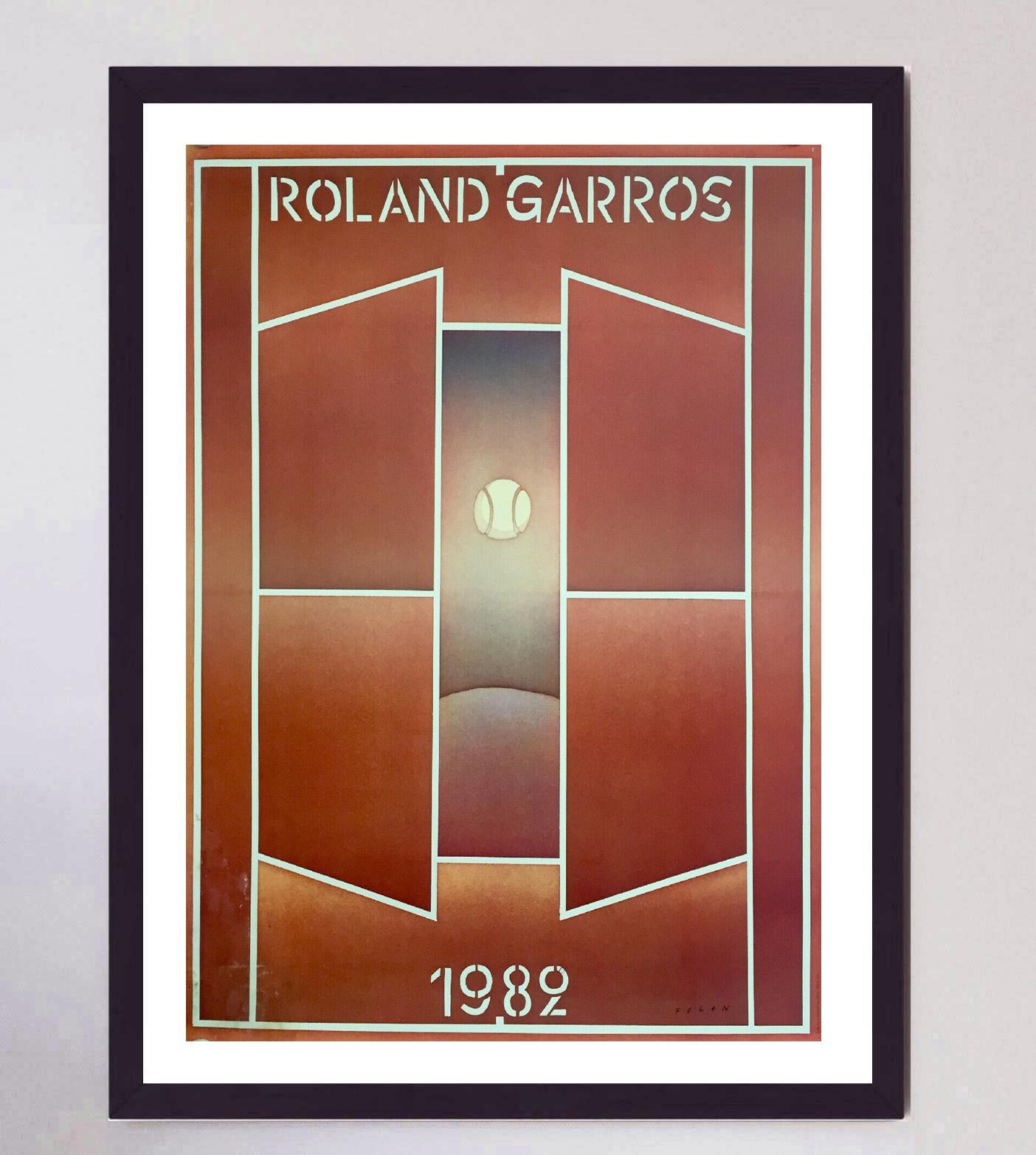 Late 20th Century 1982 French Open Roland Garros Original Vintage Poster For Sale