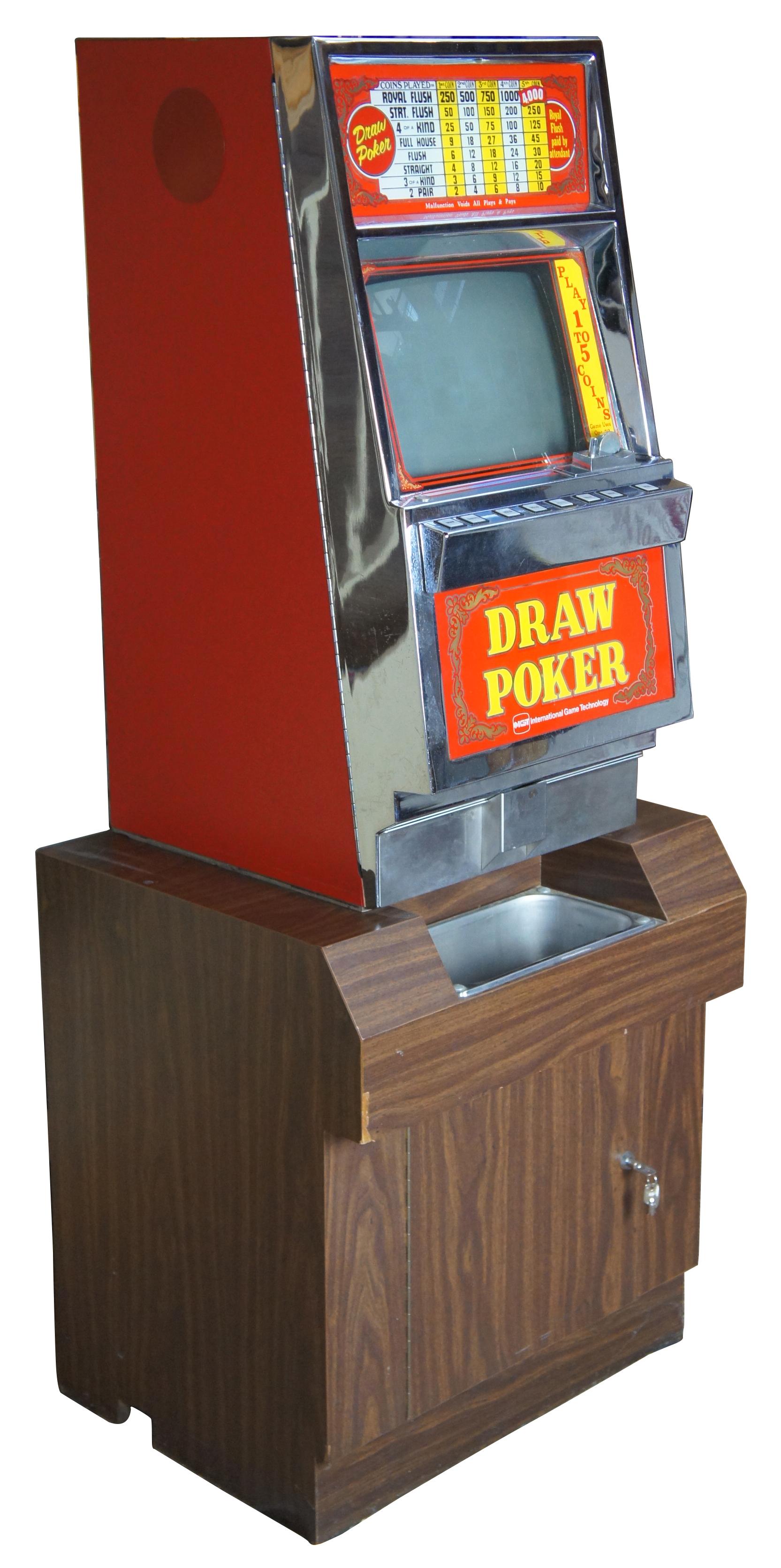 1982 Draw Poker slot machine. Features locking base. Accepts quarters.
 
Base - 24