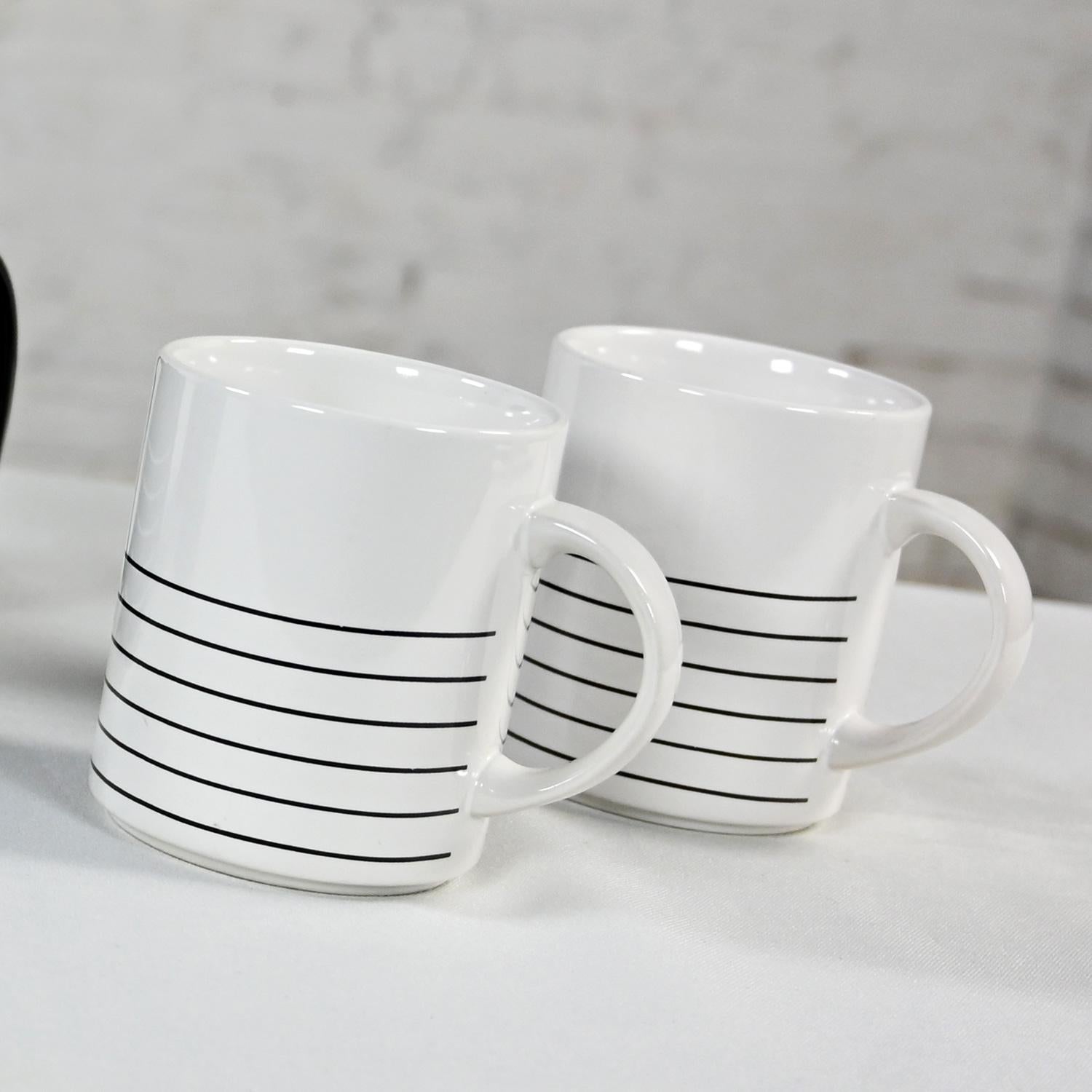 1982 Modern Copco Black & White Glazed Ceramic Teapot & 4 Mugs by Sam Lebowitz  For Sale 6