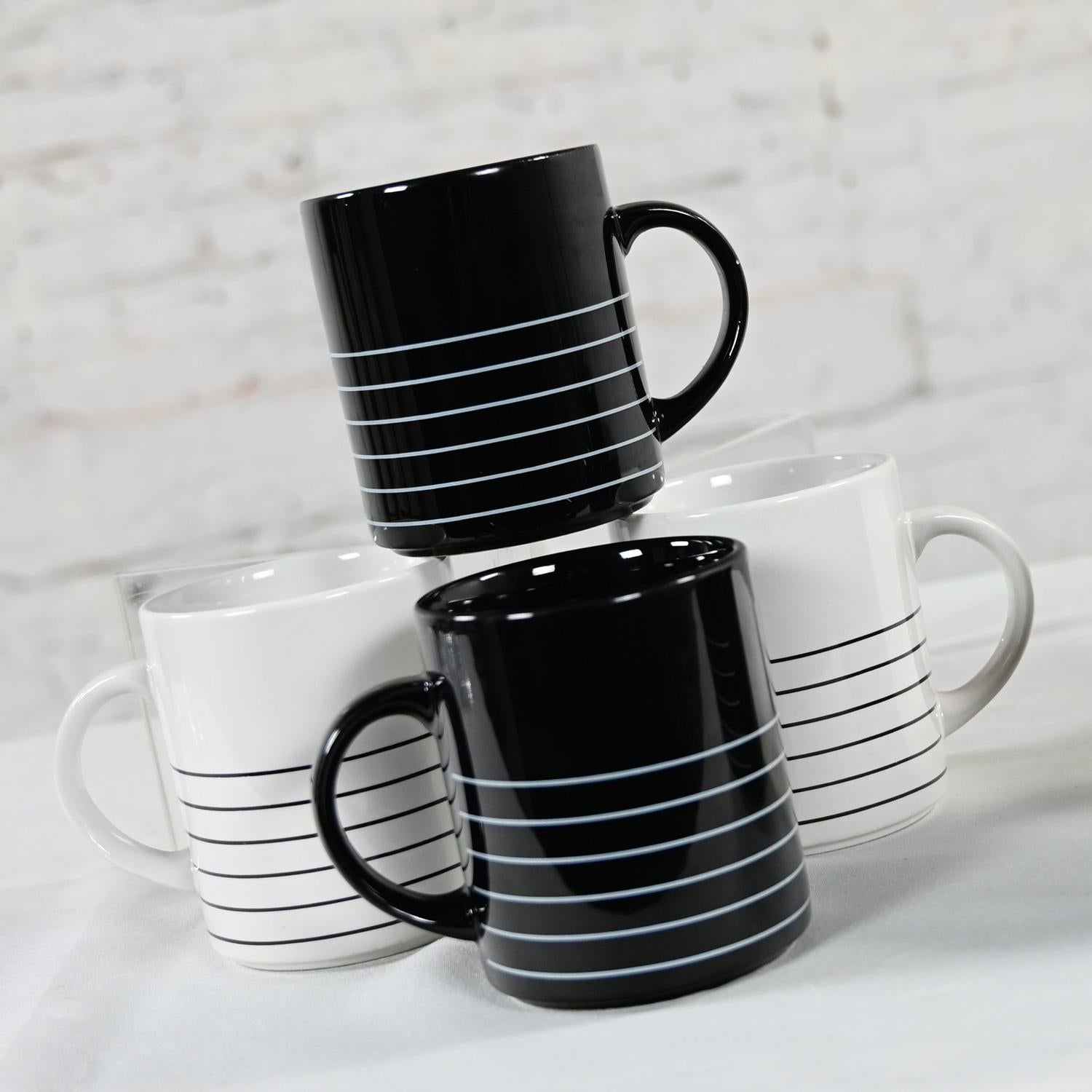 20th Century 1982 Modern Copco Black & White Glazed Ceramic Teapot & 4 Mugs by Sam Lebowitz  For Sale