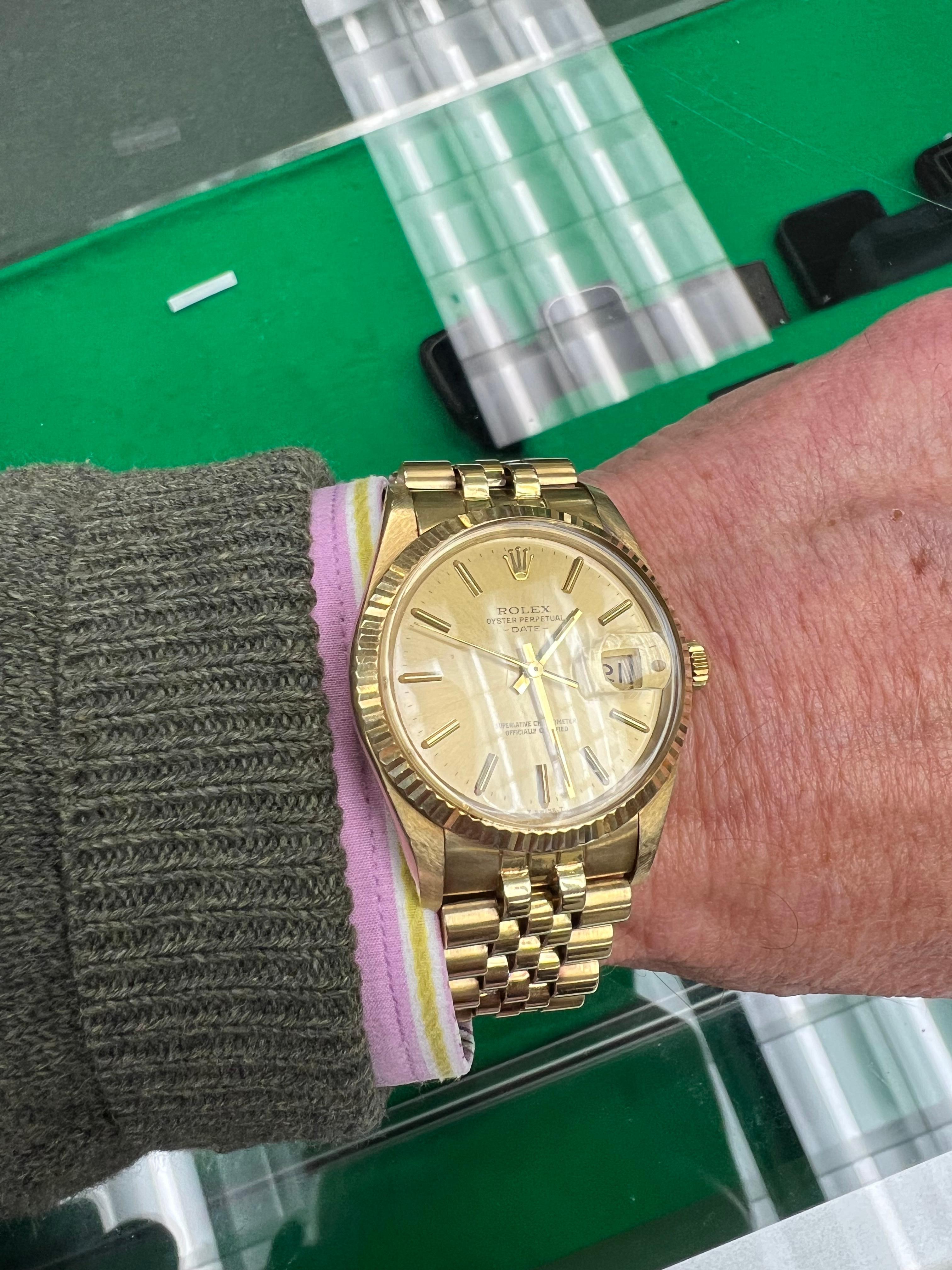 Contemporary 1982 Rolex Oyster Perpetual Date 14k Yellow Gold Wristwatch