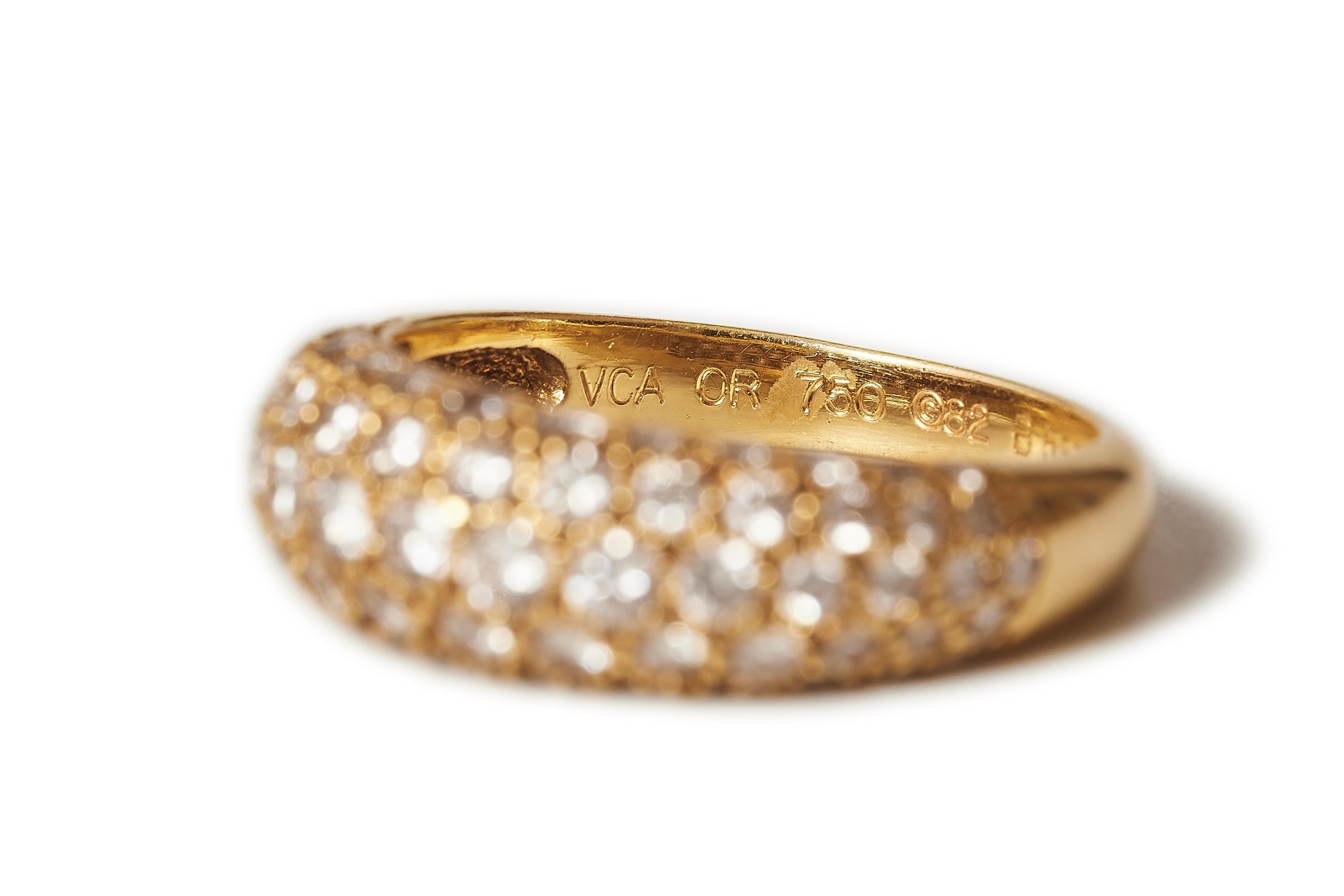 1982 Van Cleef & Arpels 0.8ct pavé diamond 18k yellow gold band dome ring For Sale 9