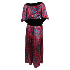 1982 YVES SAINT LAURENT Abstrakt bedrucktes Seidenoberteil und Rock RUNWAY mit Druck
