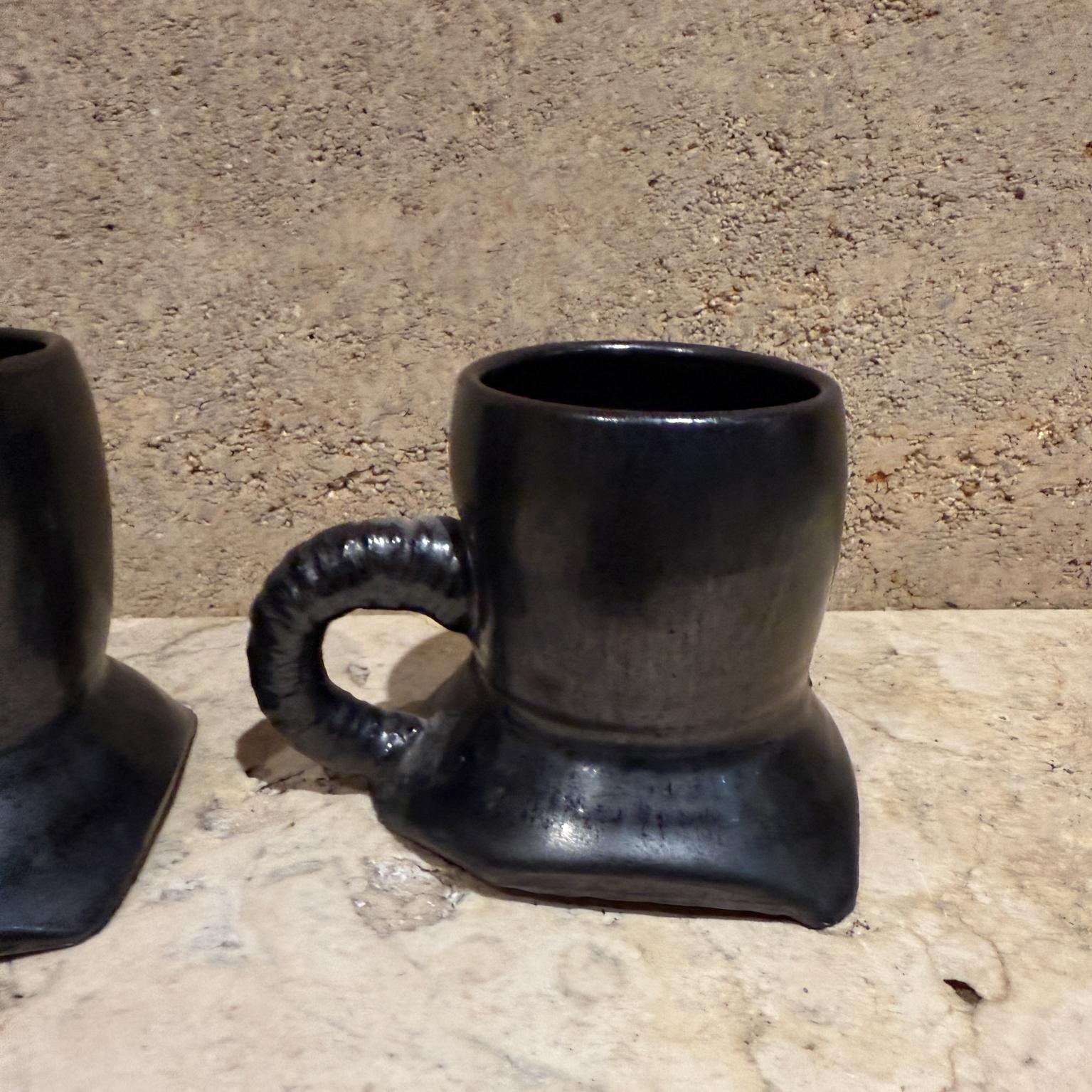 1983 Artsy Coffee Mugs Signed Pottery Melching In Good Condition For Sale In Chula Vista, CA